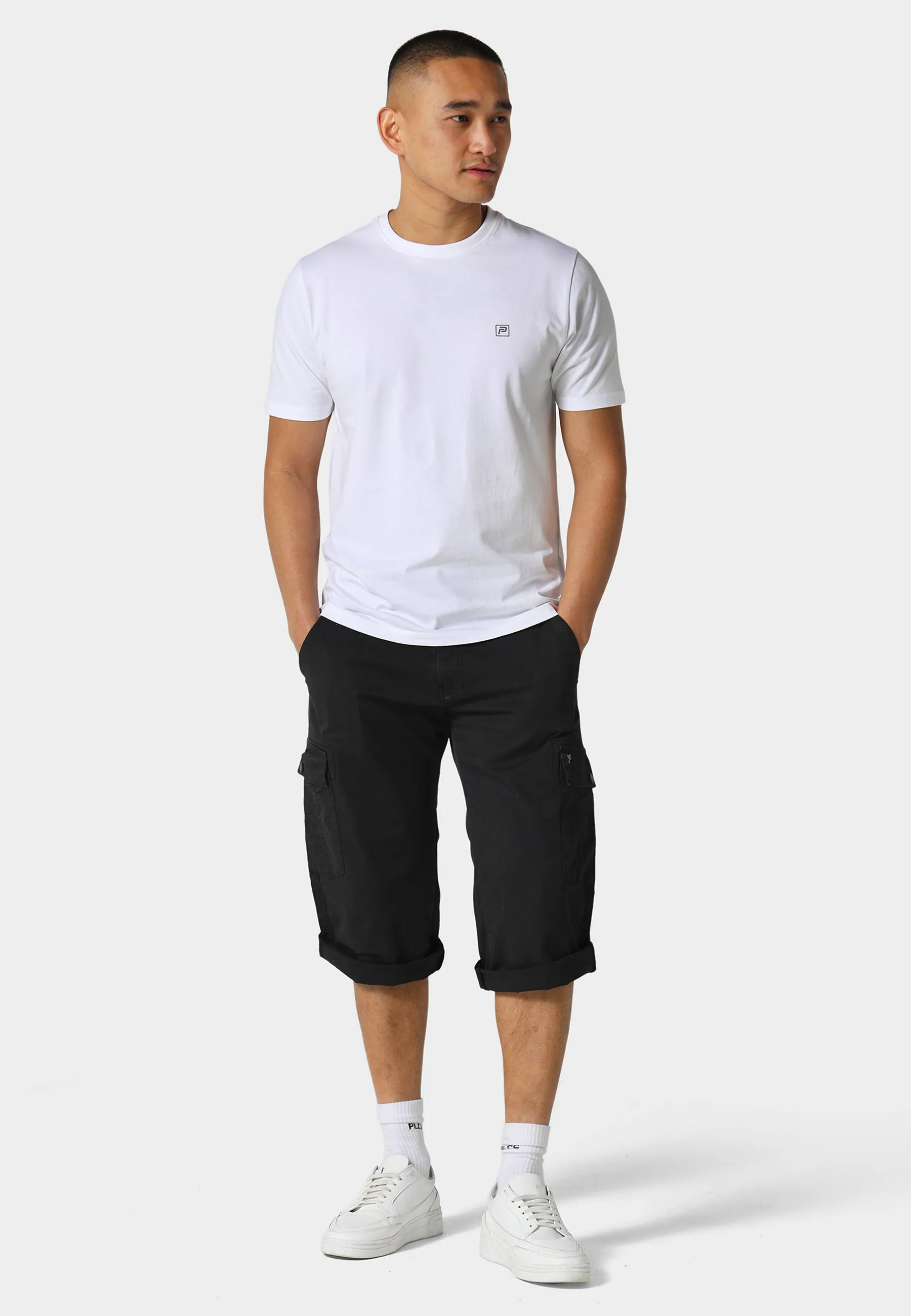 On The Go Hykeham Black Cargo Shorts