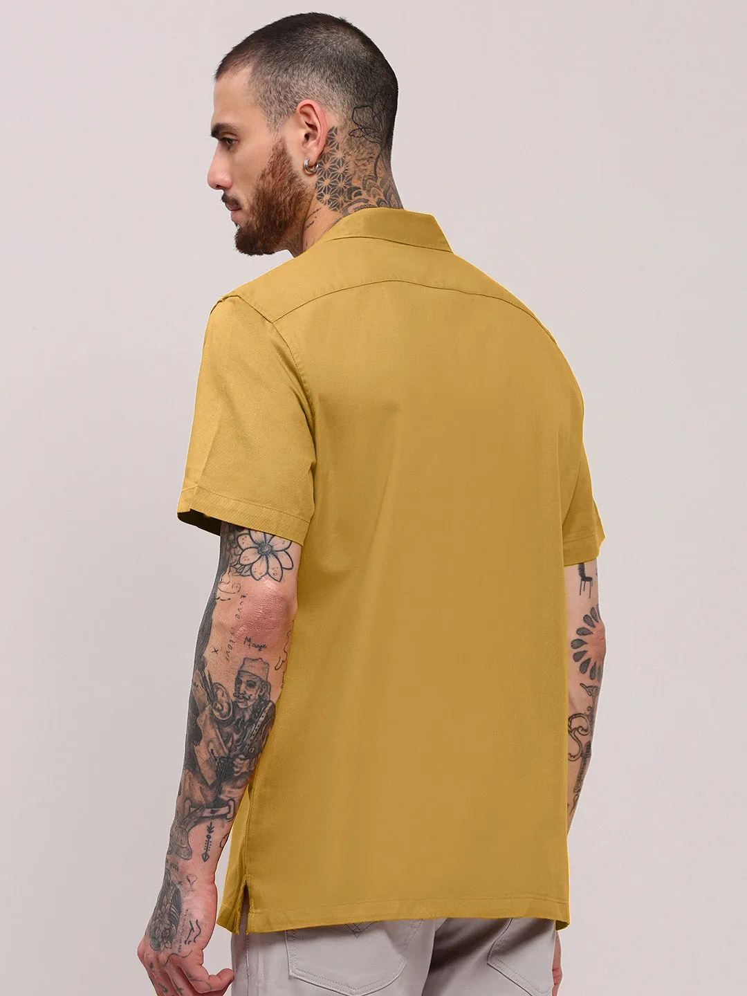 outdoor mode Sporty Jacket Men's Mustard Solid Cuban Collar Shirt