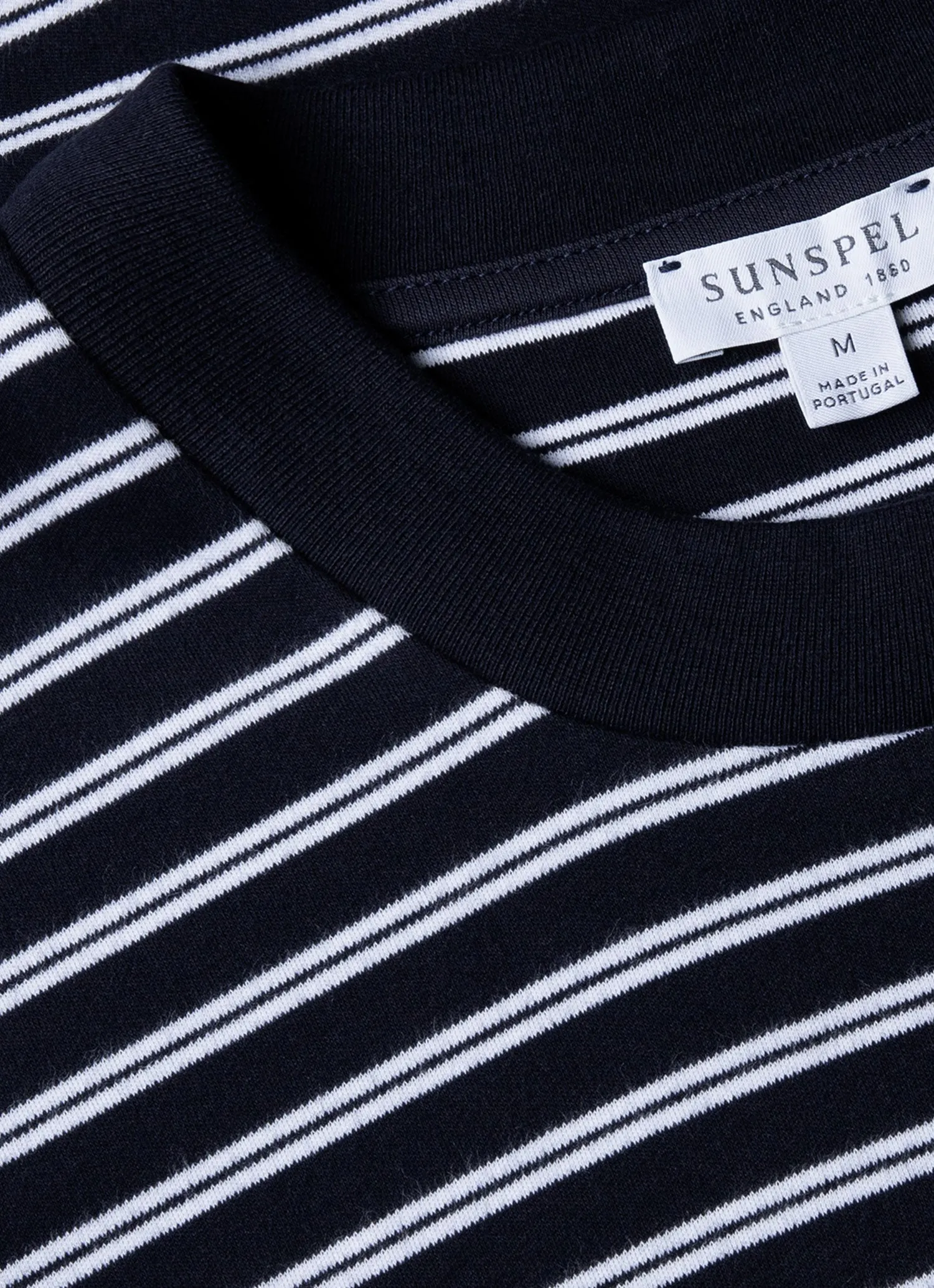 Stretch Comfort Men's Relaxed Fit Heavyweight T-shirt in Navy/White