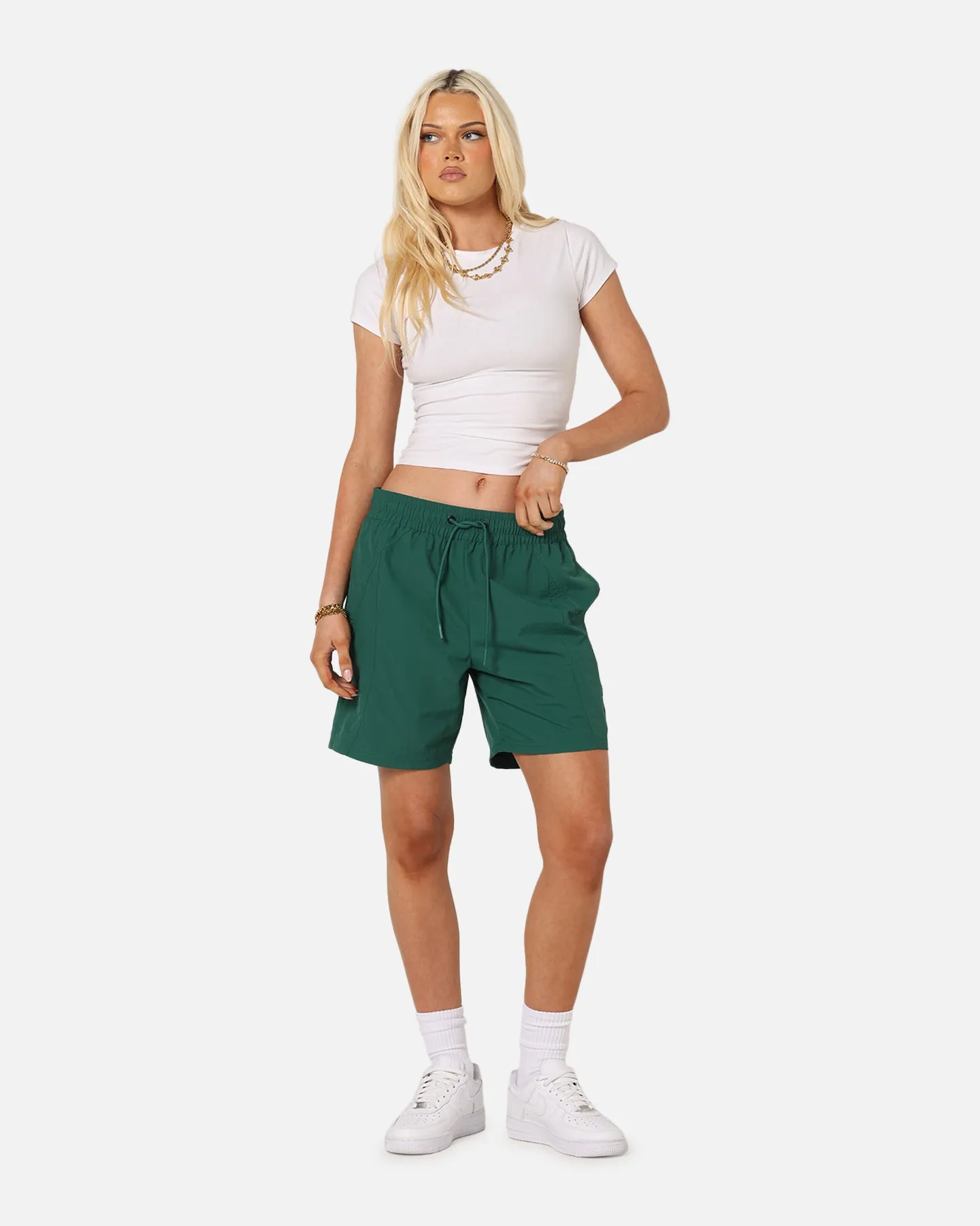 Contoured Cuff Design Functional Clothing Carre Panelled Nylon Shorts Green
