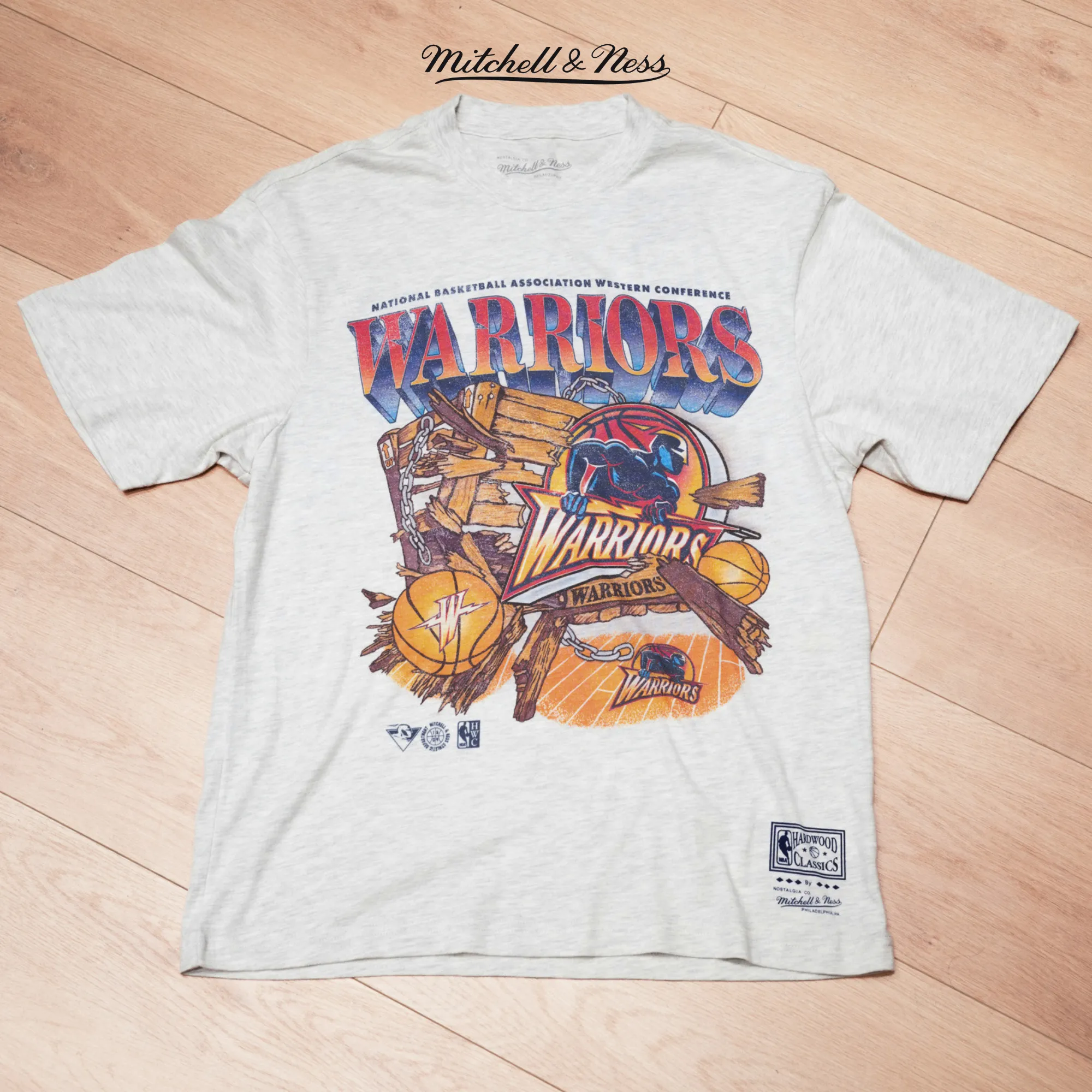 Breathable Gear High Motion Mitchell & Ness Golden State Warriors Bevel Burst T-Shirt