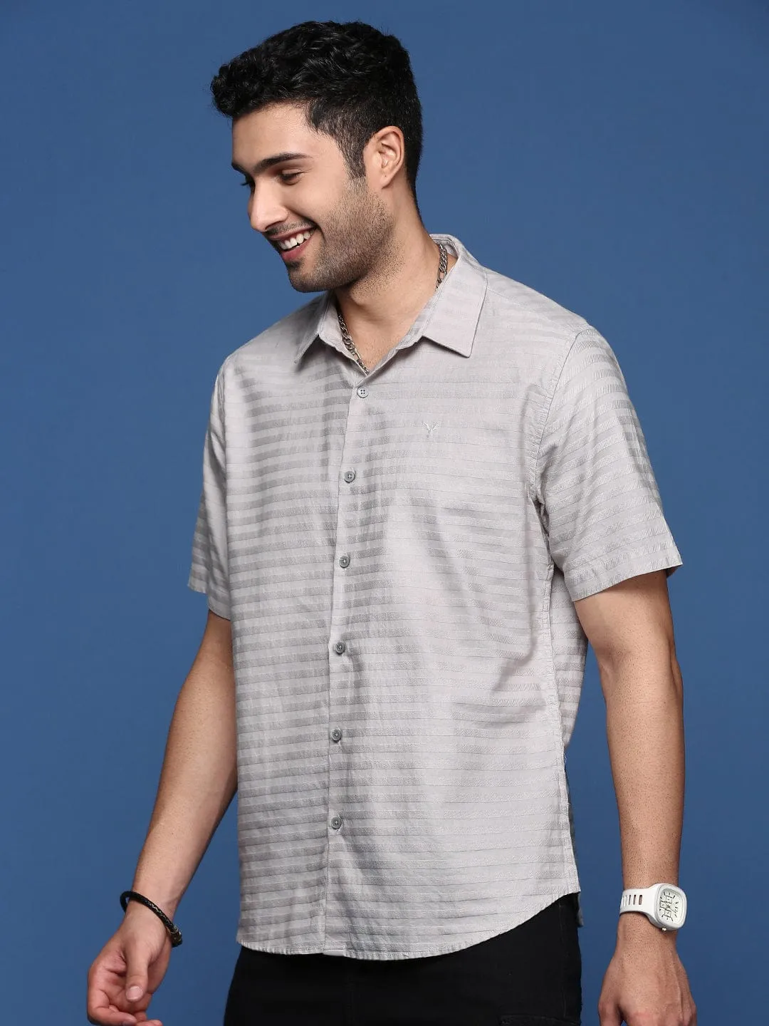 Men's Grey Standard Slim Fit Horizontal Stripes Opaque Striped Casual Shirt Active Apparel