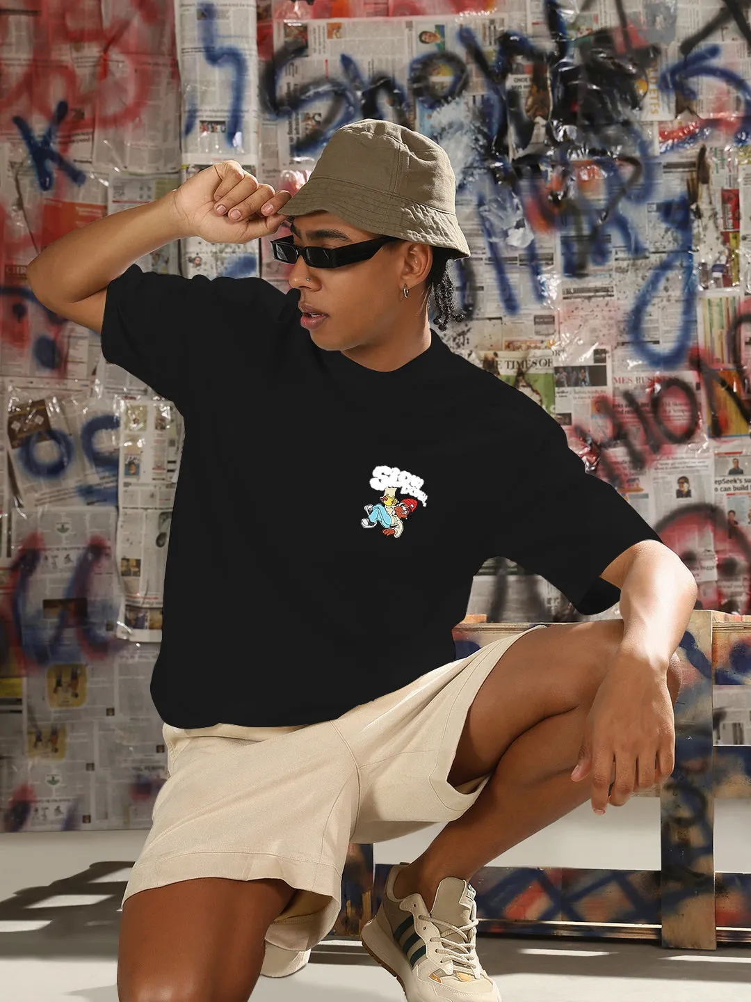 Men's Printed Black Regular Fit T-Shirt Effortless Style