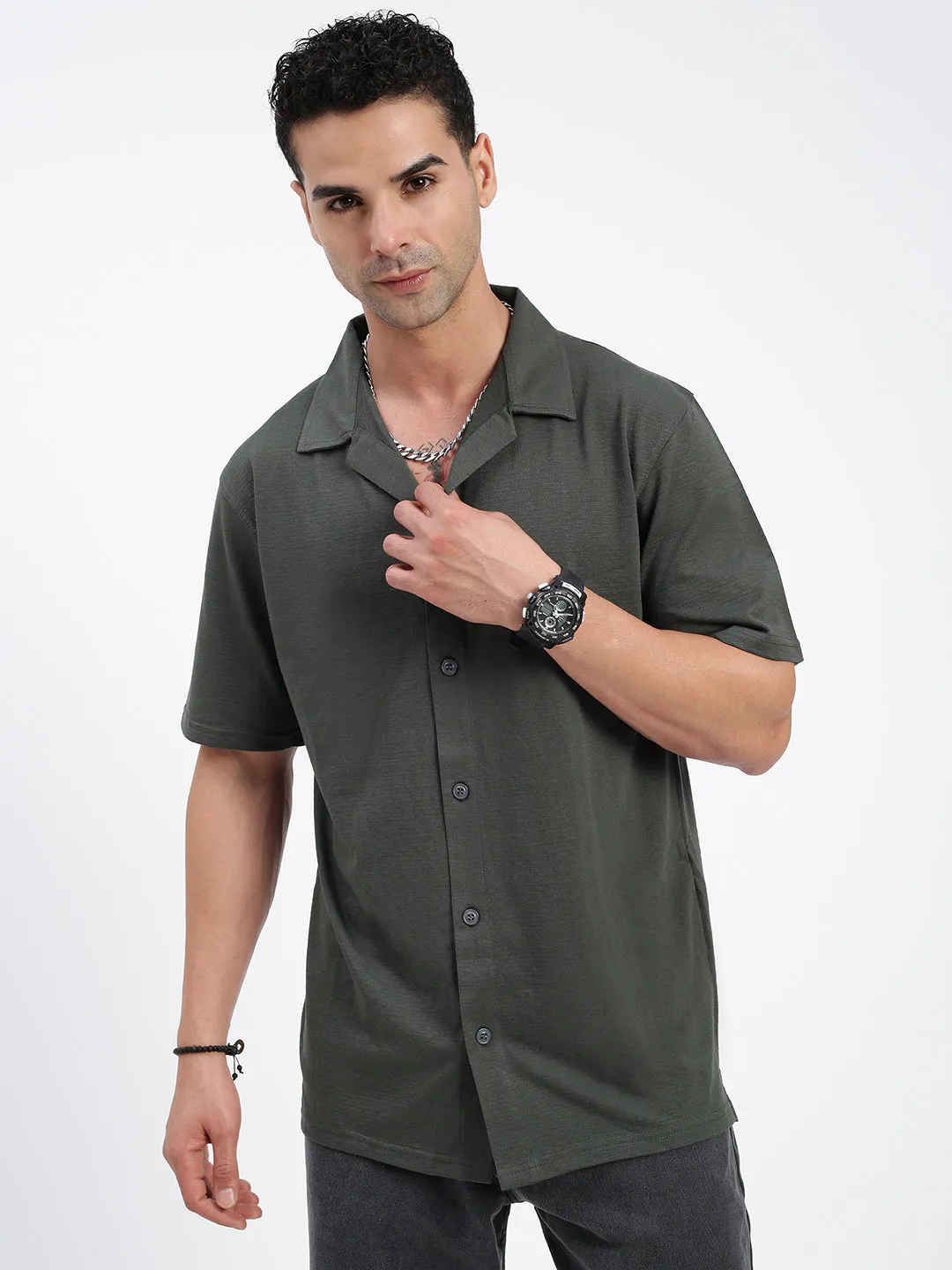 Men's Solid Green Relaxed Fit Casual Shirt HypoallergenicTextile
