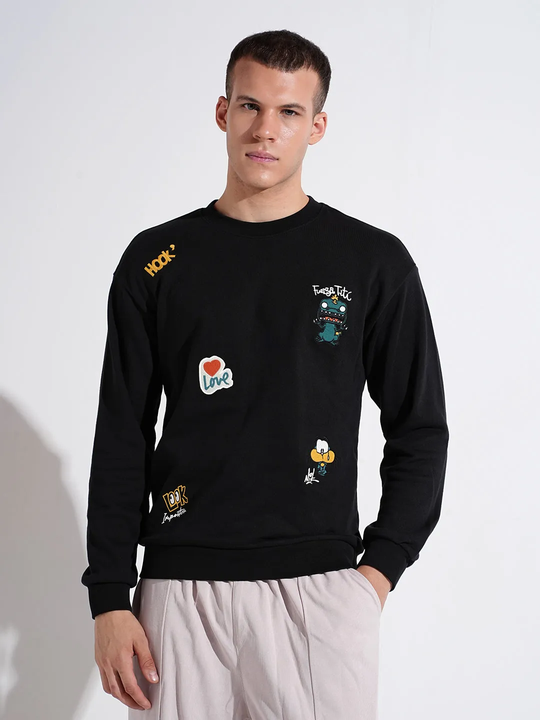 Athletic Men's Graphic Print Black Round Neck Regular Fit Sweatshirt