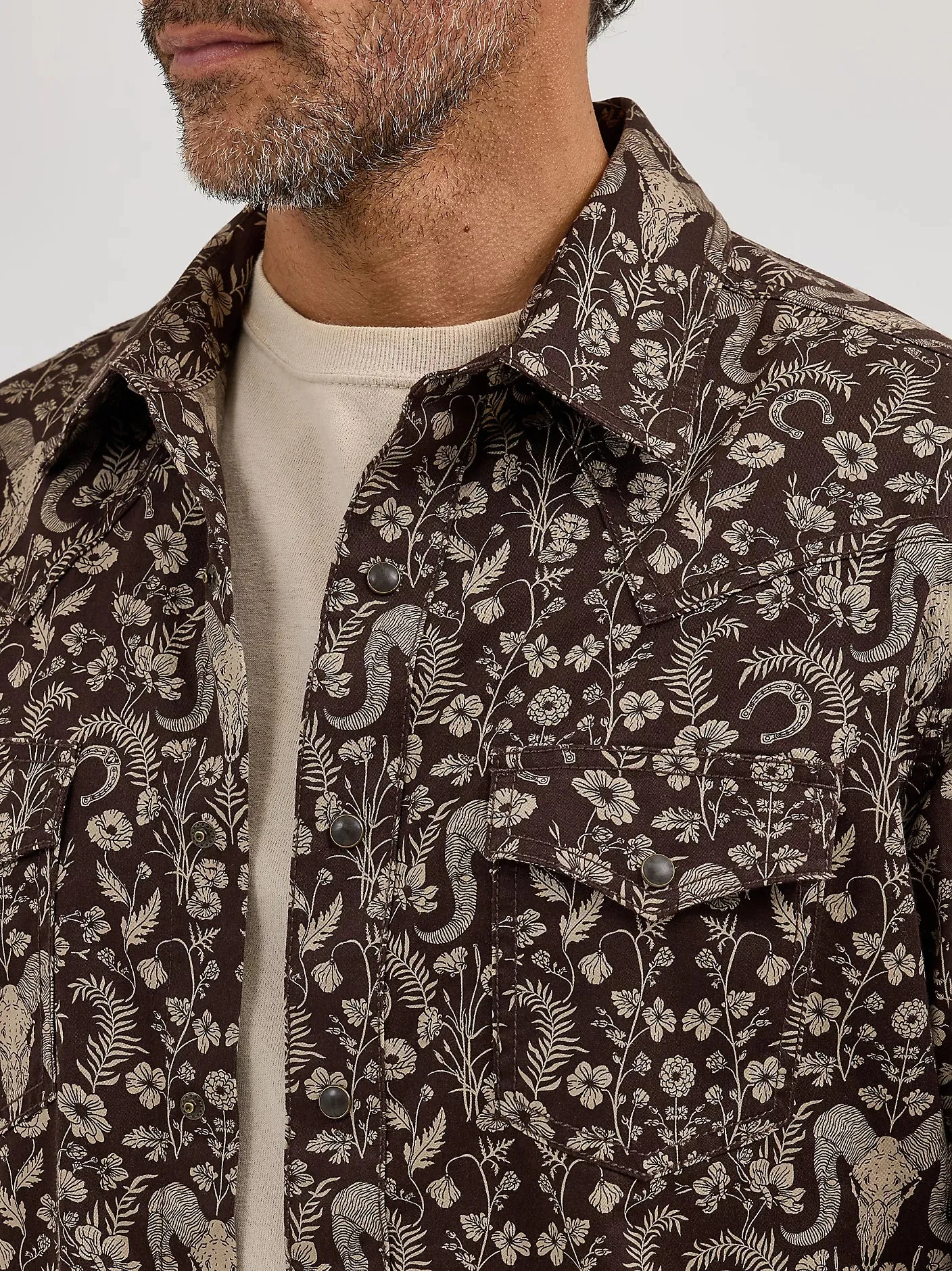 Wrangler Retro Premium Men's L/S Western Snap Shirt in Skull Floral casual and comfortable Active Layer Fit