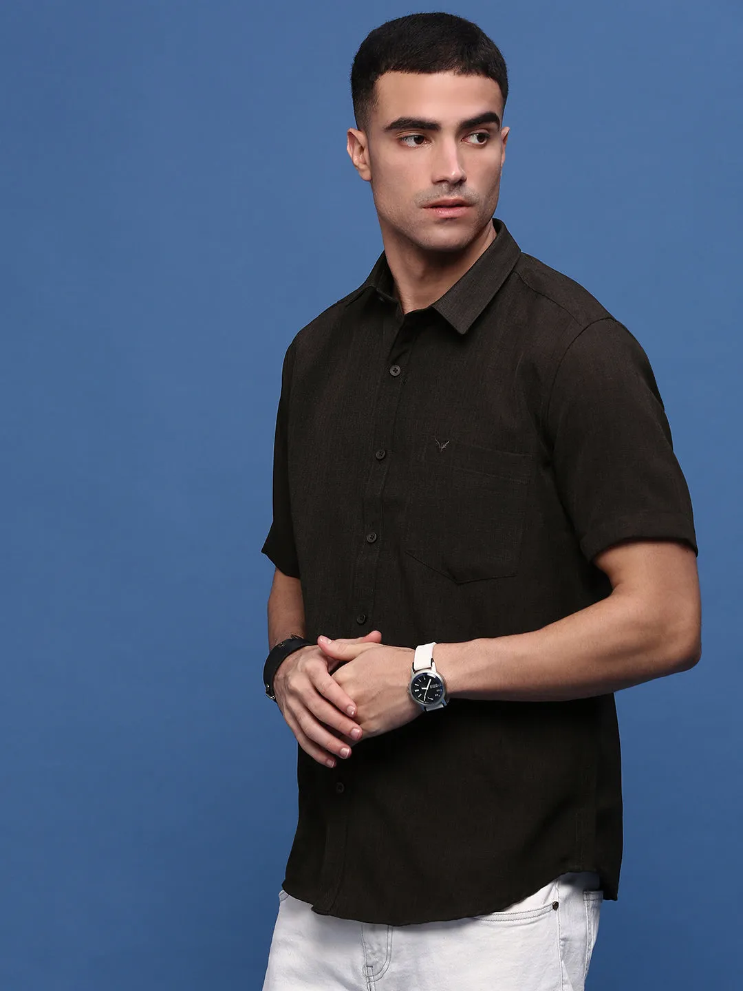 Men's Green Solid Slim Fit Shirt casual sneakers