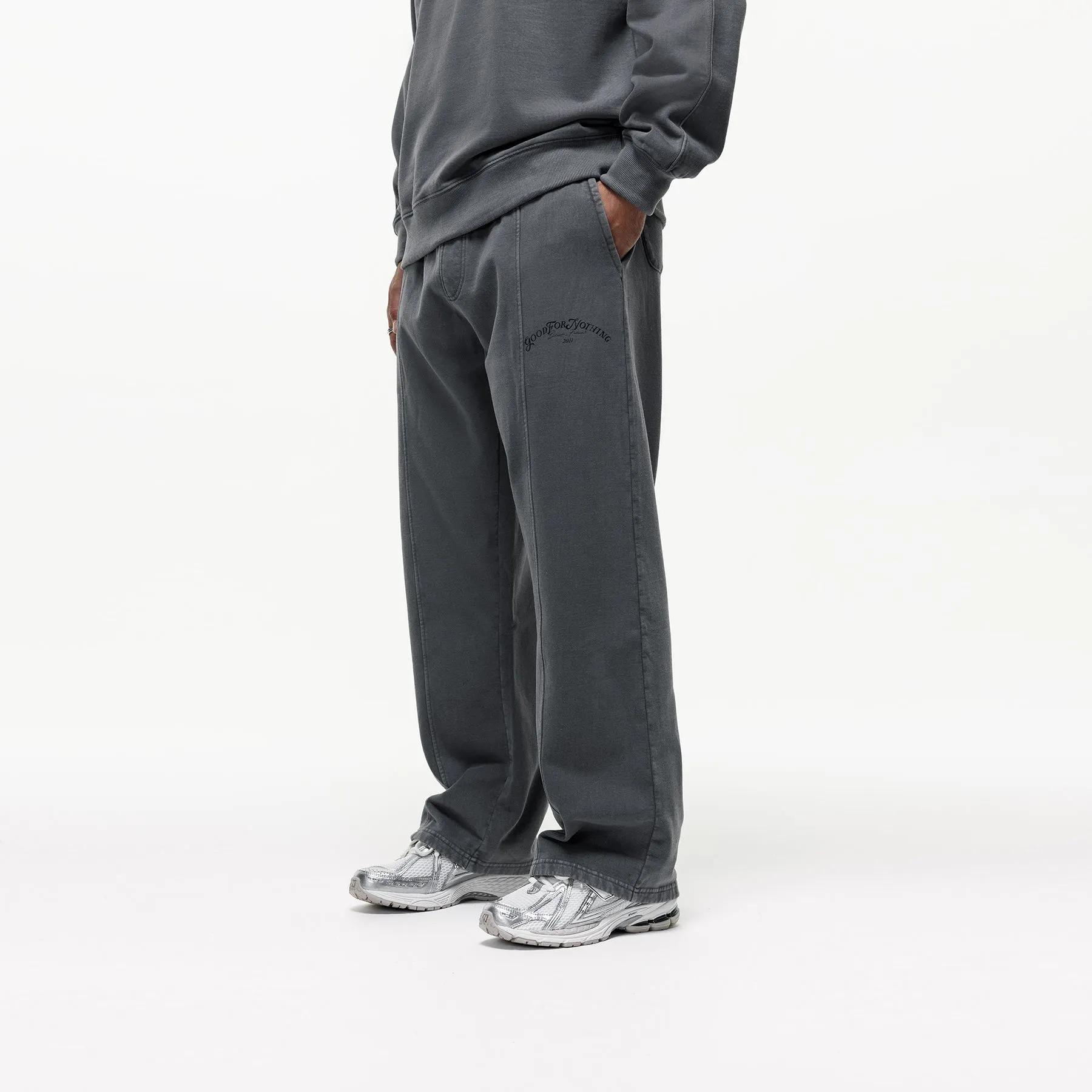 Relaxed Destination Washed Pewter Sweatpants Dynamic Motion