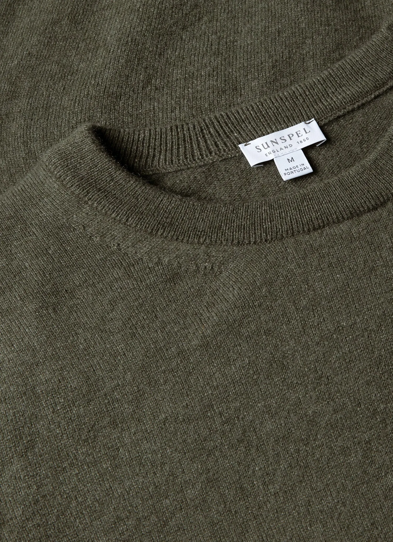 Classic Shape Men's Cashmere Crew Neck Jumper in Khaki