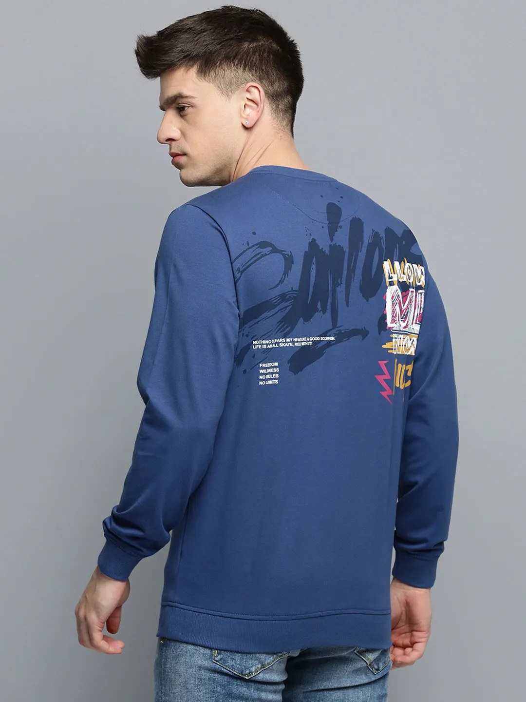 goes with leggings Men's Blue Typography Printed Sweatshirt