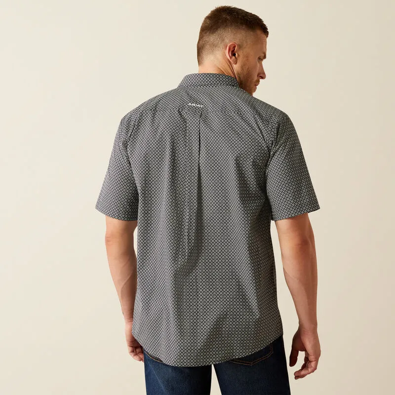 Ariat Men's S/S Geometric Gene Classic Fit Western Button Down Shirt in Black Streetwear attitude