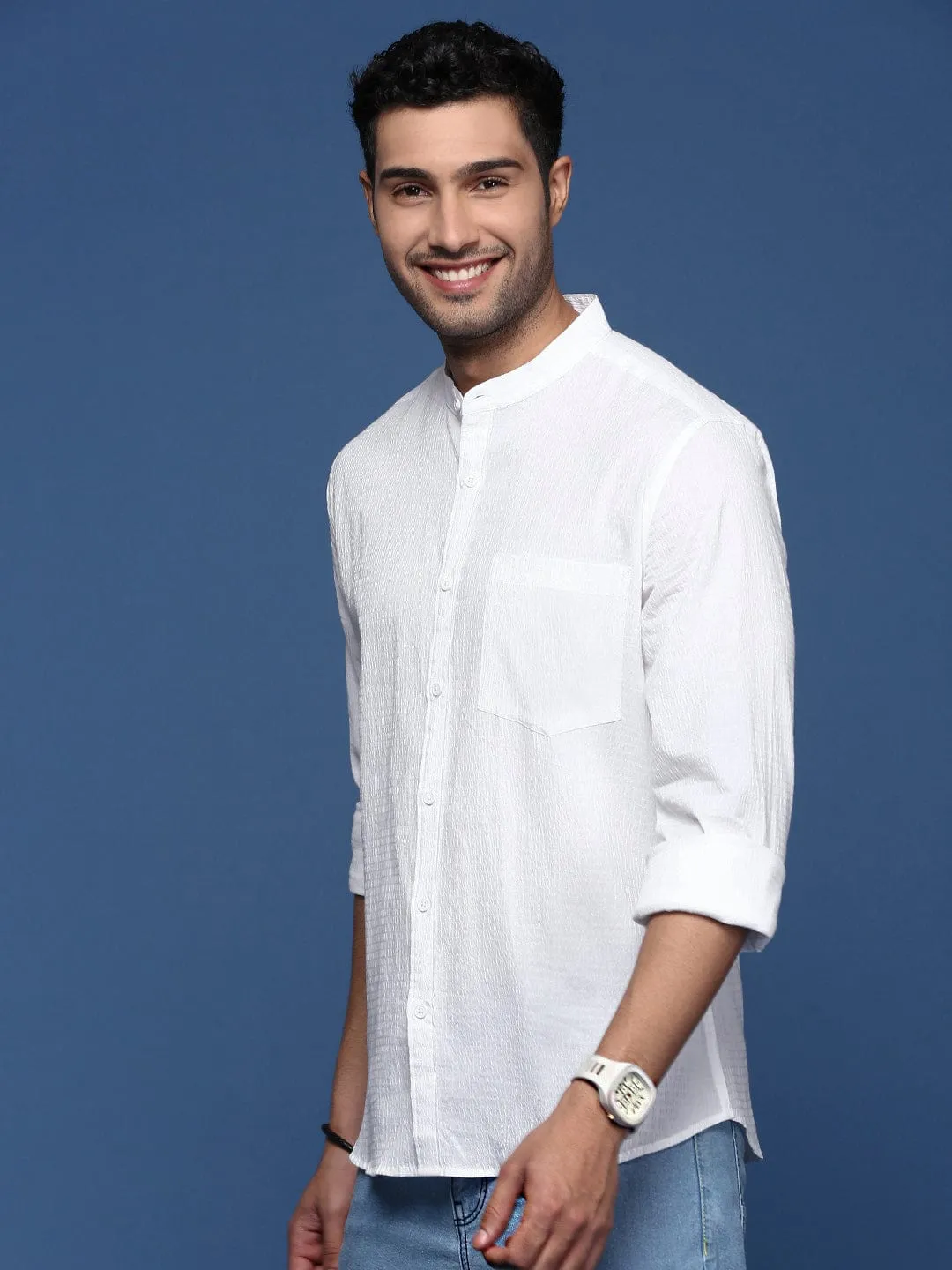 Men's White Solid Textured Cotton Standard Slim Fit Casual Shirt MoistureWicking Technology Light Sweatshirt