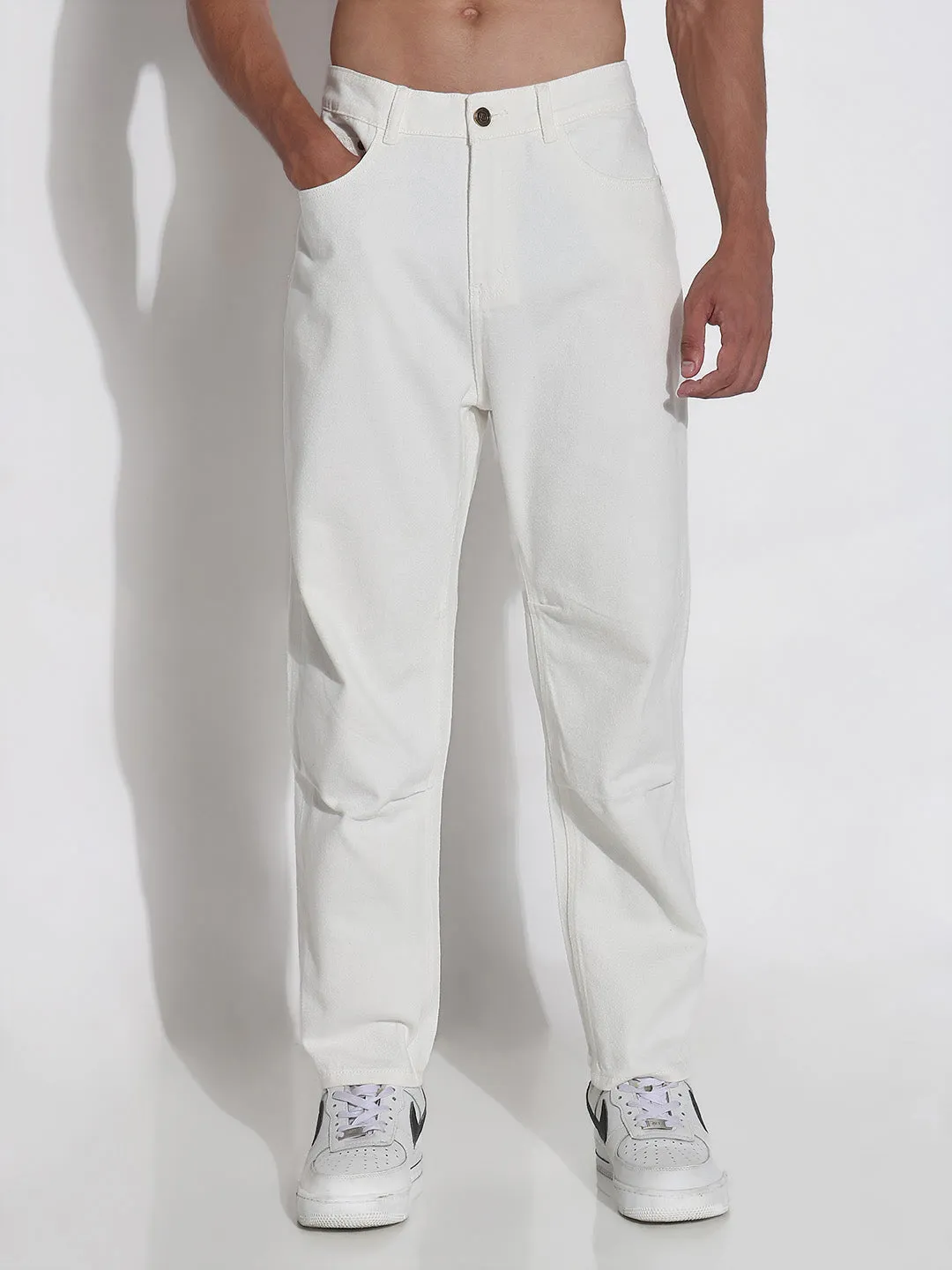 standard fit Men's White Straight Fit Jeans