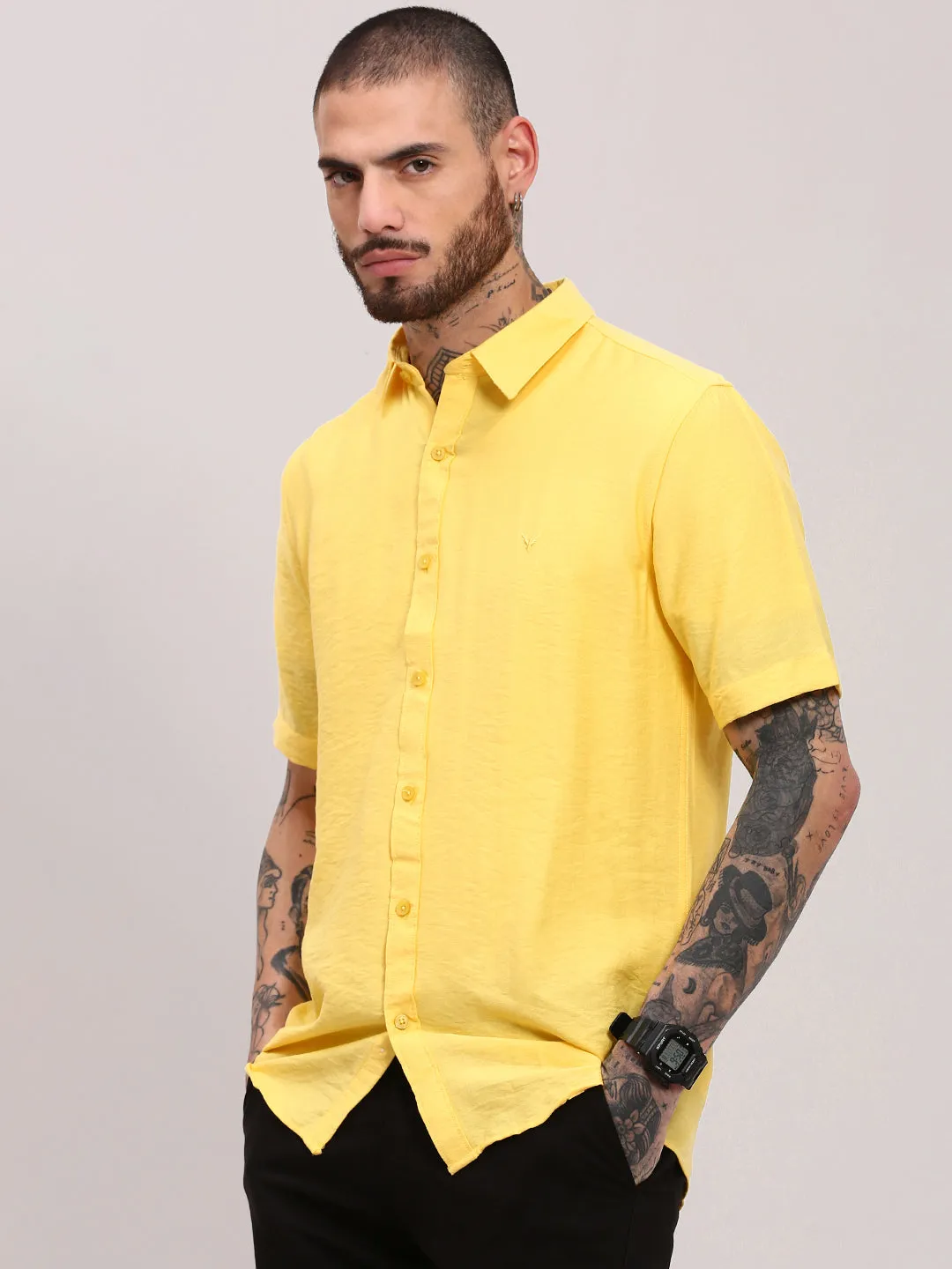 Men's Yellow Comfort Spread Collar Solid Cotton Casual Shirt Durable Reinforced Edges