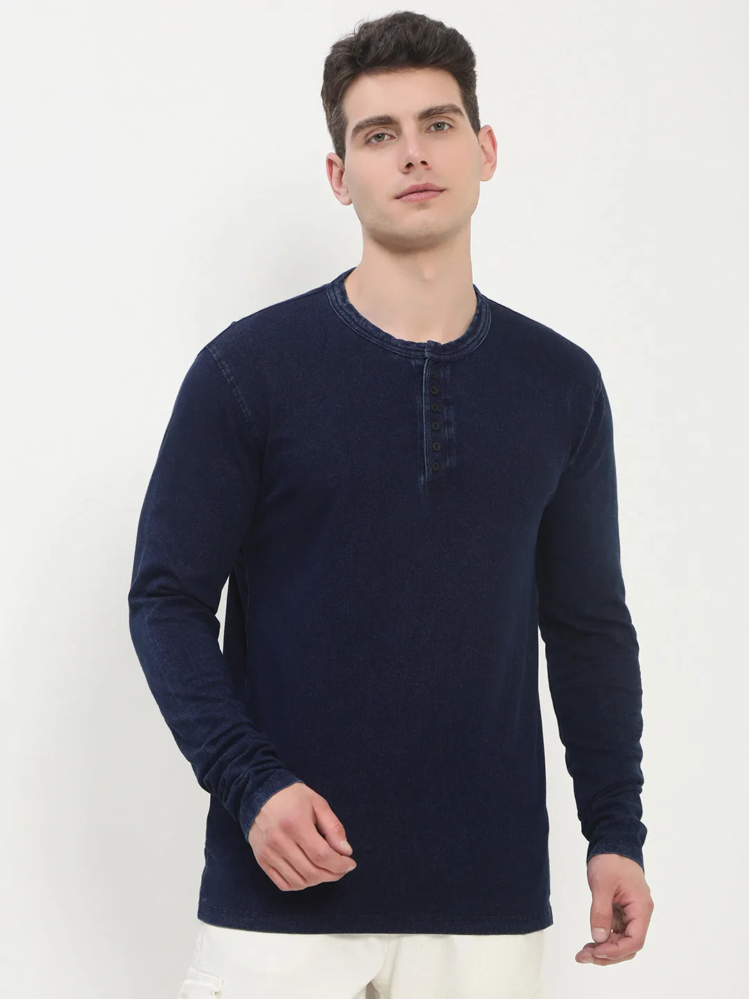 Men's Navy Blue Solid Henley Collar T-Shirt Chilly Day Wear casual top