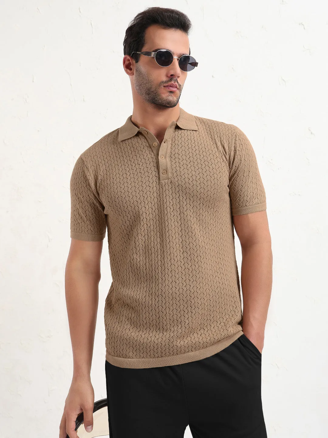 Minimalist Look appropriate for sunny days Men's Textured Brown Short Sleeve Polo T-Shirt
