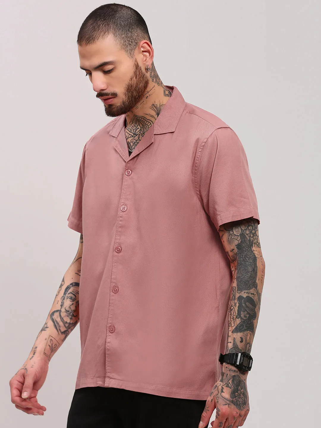 Outdoor Activity Men's Pink Mandarin Collar Solid Cuban Collar Shirt
