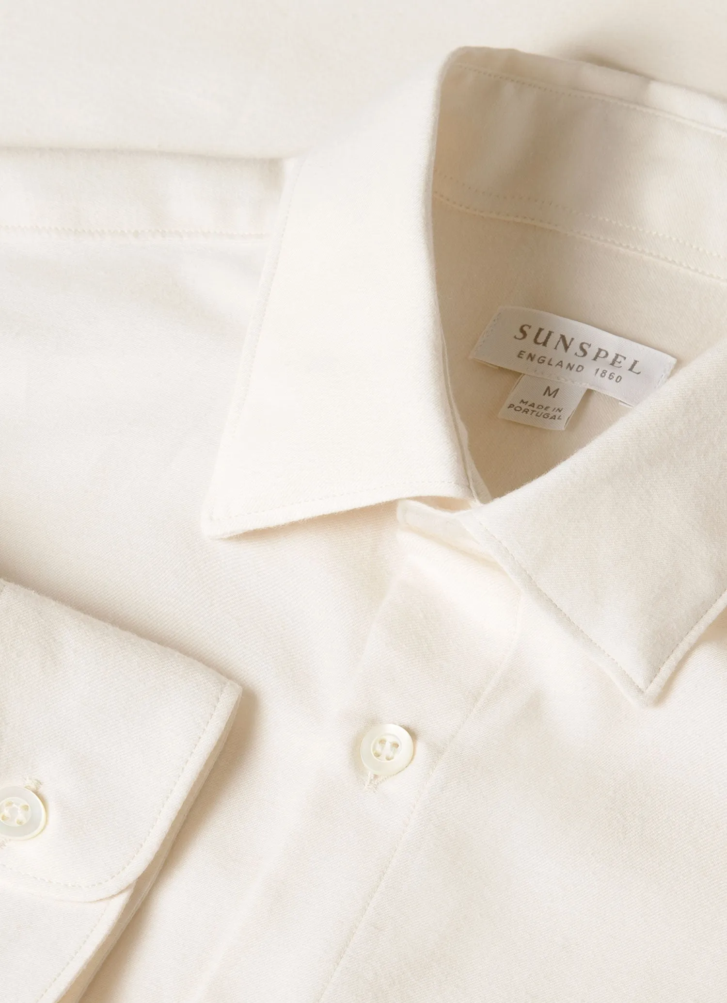 Men's Cotton Cashmere Shirt in Warm White Active Design TaglessCollar