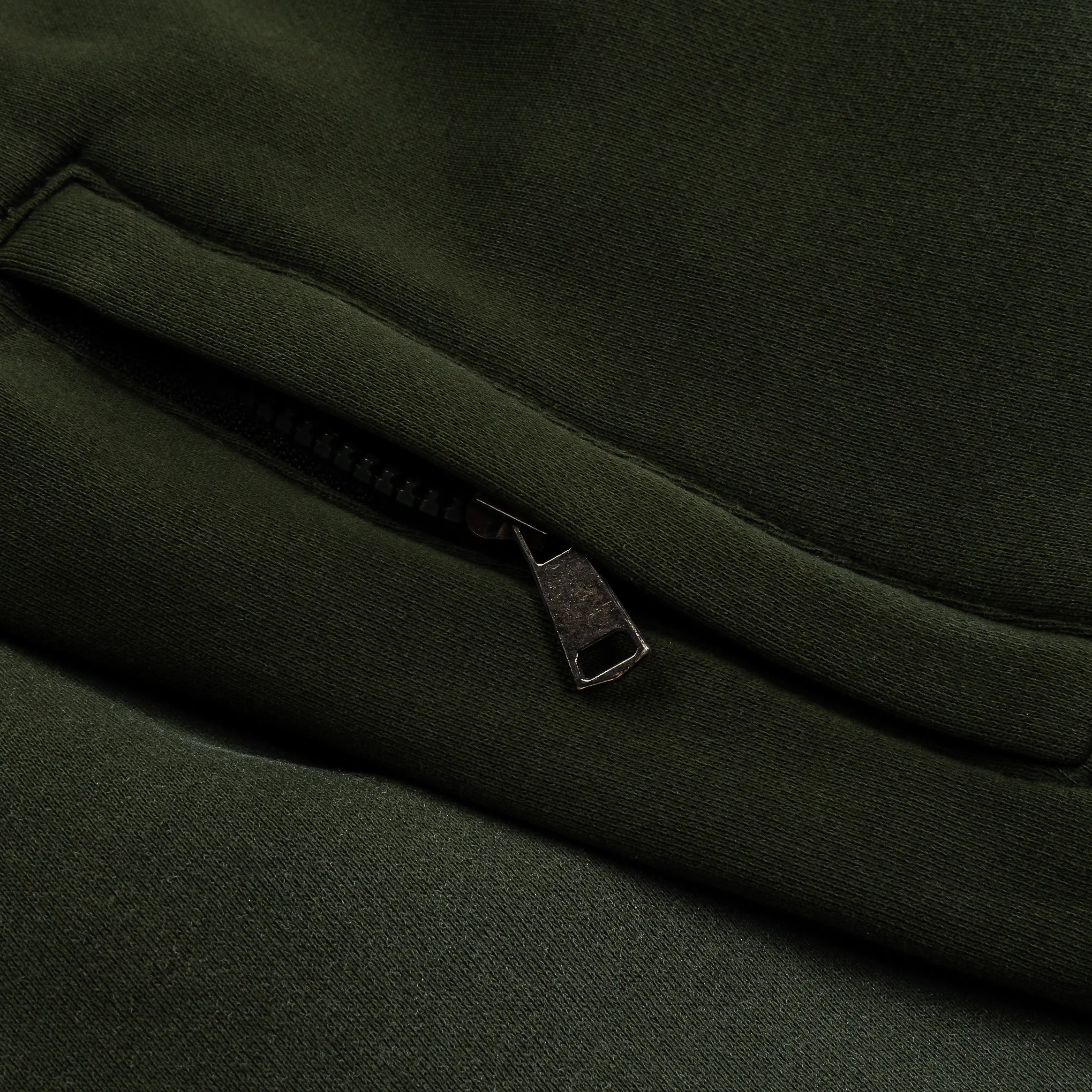 MachineWashable Smart Fit SP x Friday The 13th Crystal Lake Fleece Mens Sweatpants (Green/Red)