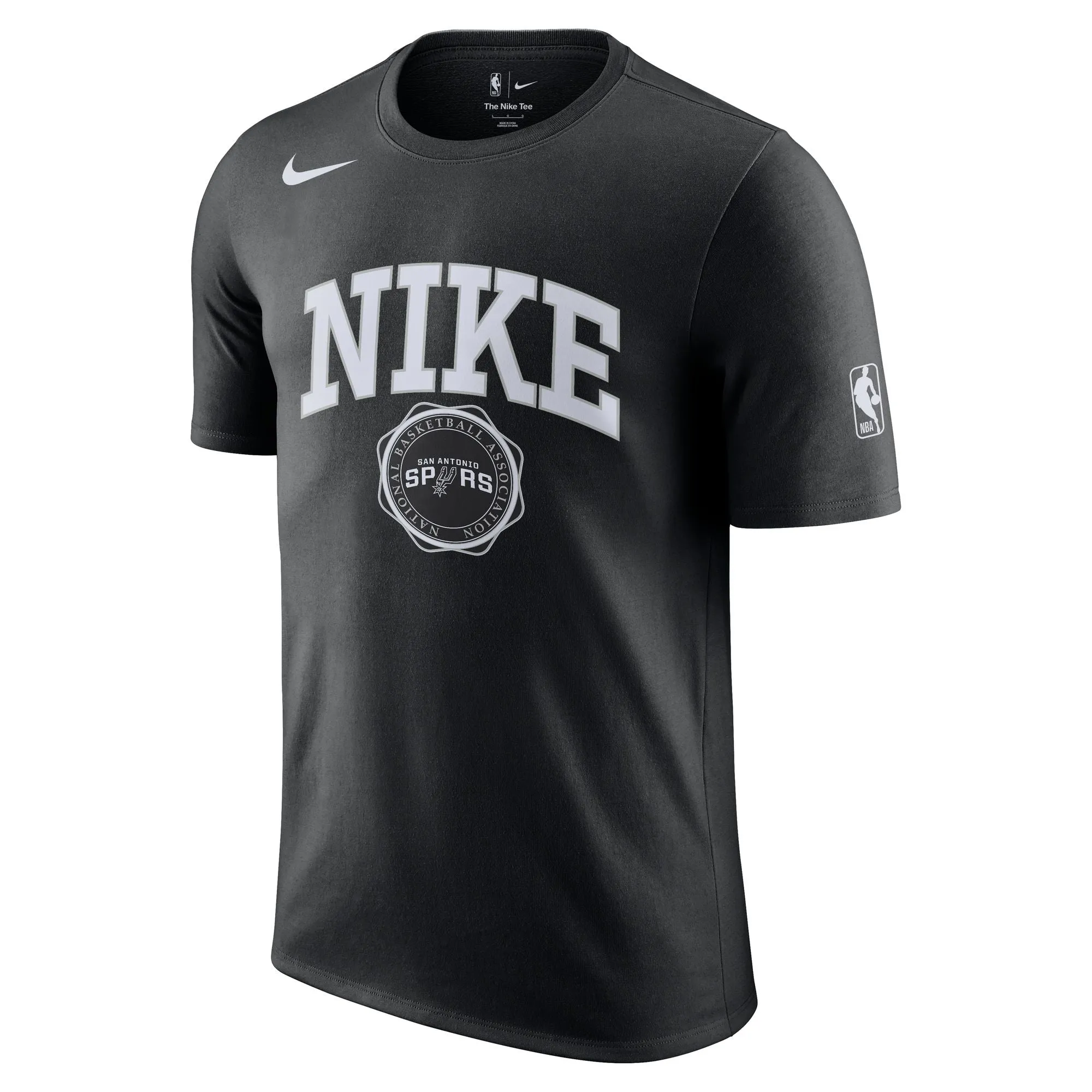 Wicking Channel Technology Raglan Sleeve Integration San Antonio Spurs Essential Men's Nike NBA T-Shirt