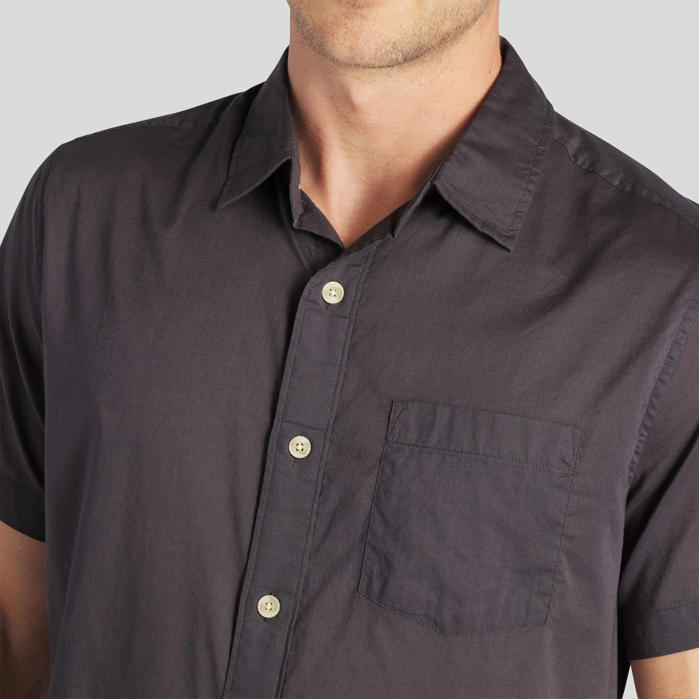 Portofino Featherweight Poplin Short Sleeve Shirt - Forged Iron * Stretchable Fabric