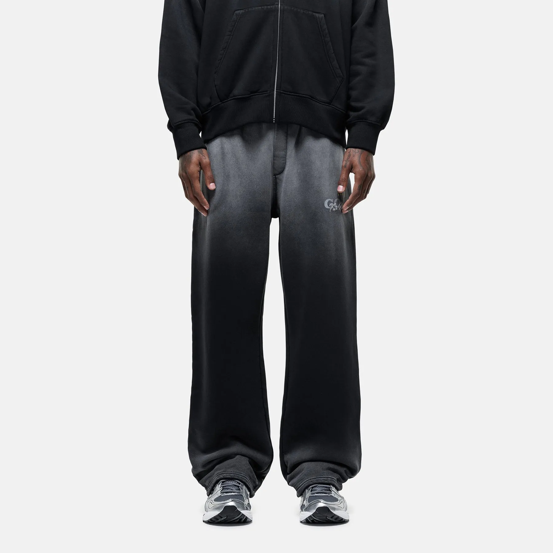Sporty Cut All Fit Alaska Gradient Black Sweatpants