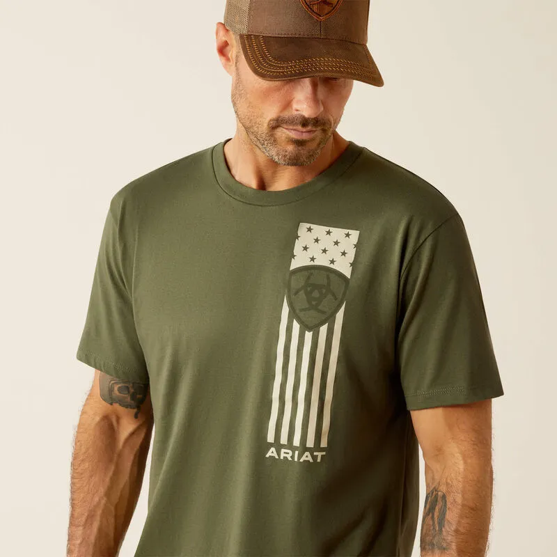 Ariat Men's Patriot Stripe Logo Graphic T-Shirt in Surplus Green Travel Trend Look