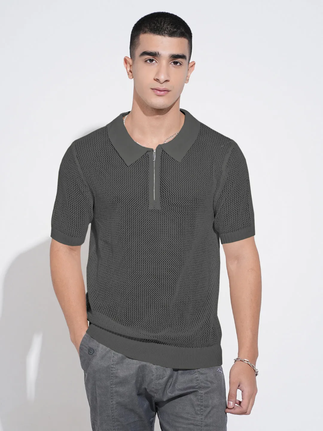 Men??s Textured Grey Short Sleeve Semi Sheer Polo T-Shirt with Zipper  Detail lightweight pants