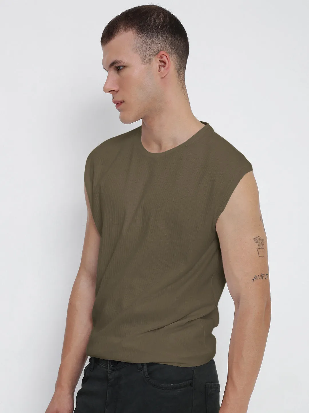 Men's Olive Round Neck Regular Fit Sleeveless T-Shirt Zero Core Lean Glow