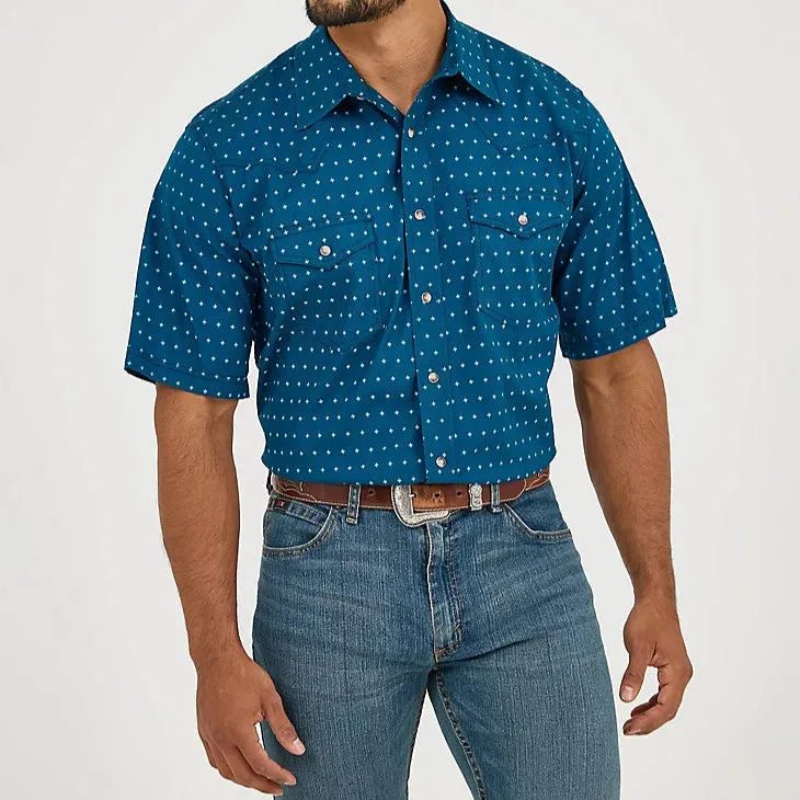 Wrangler Men's 20X Competition S/S Western Snap Shirt in Turquoise Cross UV protected Easy and Relaxed
