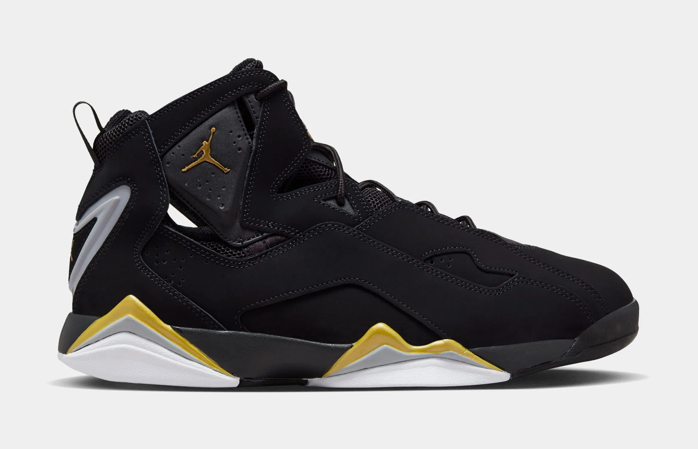 True Flight Mens Lifestyle Shoes (Black/Gold) Tuned Rolling Motion Tech Impact Absorption Cushioning