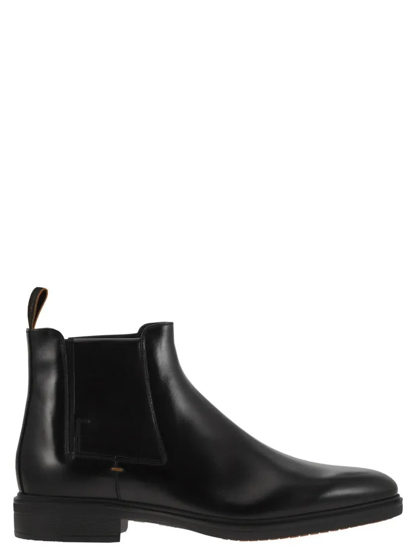 Wingtip Detailing Ultra-Lightweight Black Leather Chelsea Boot