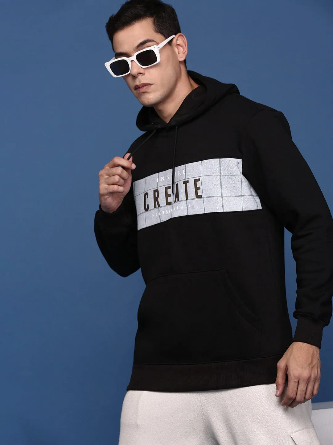 product fleece lining warmth Men's Printed Black Hoodie