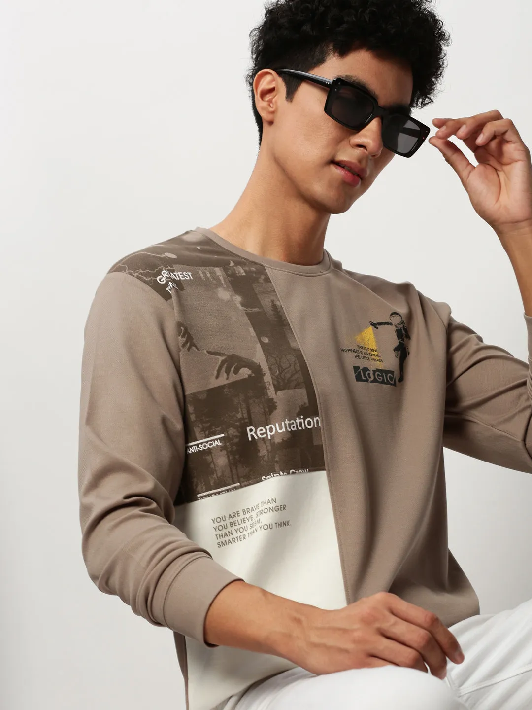 Men's Taupe Graphic Printed Long Sleeves Cotton Terry Pullover Sweatshirt Athletic Wear