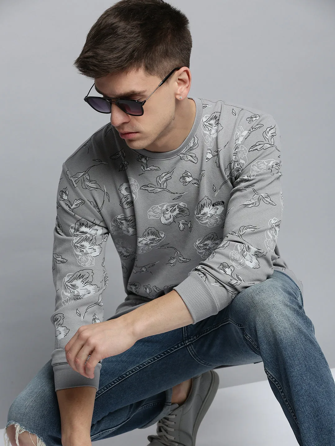 Stylish Fit Fashion Statement Men's Grey Floral Printed Cotton Sweatshirt