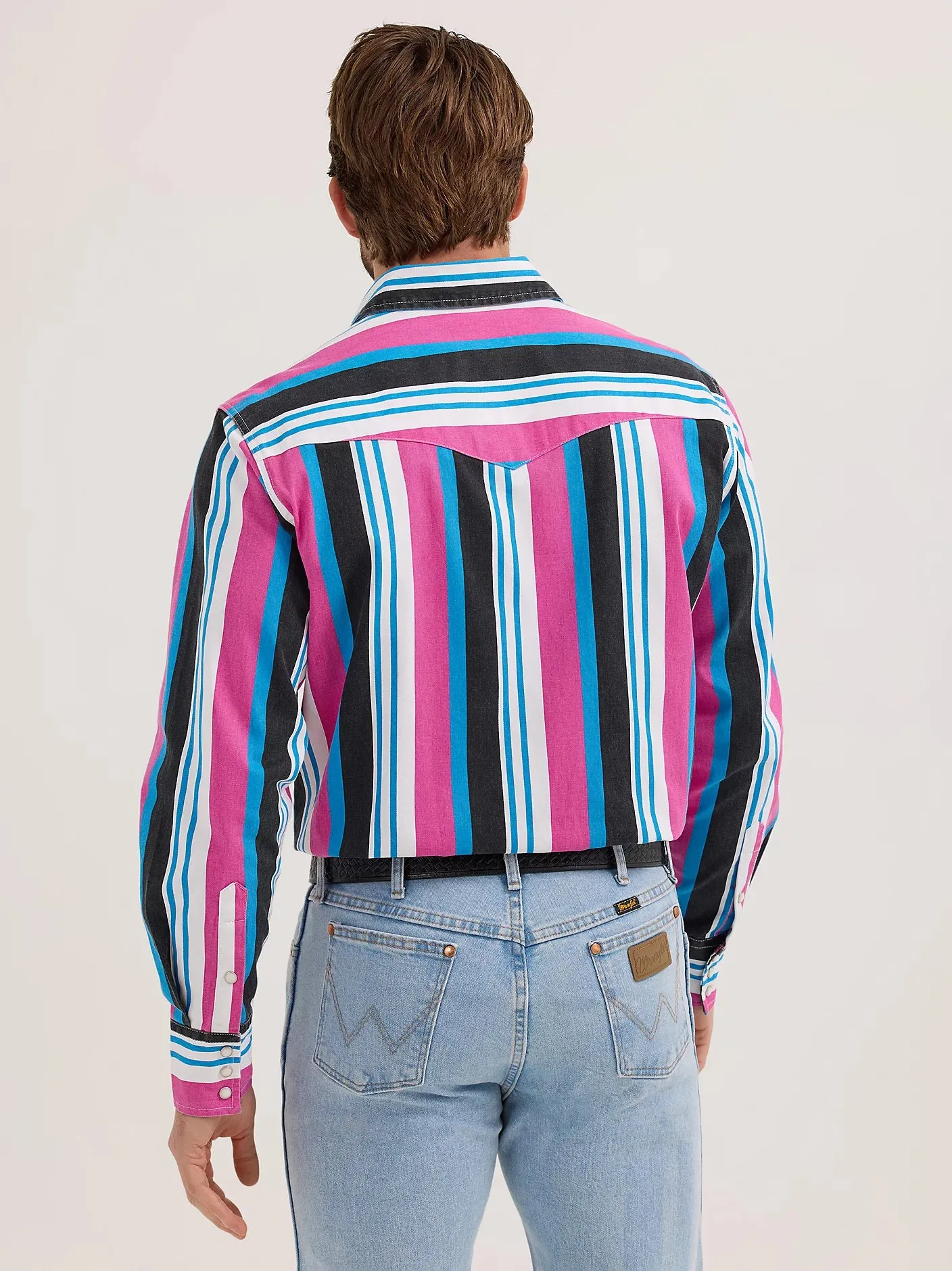 BiodegradableMaterial Wrangler Men's L/S Vintage Inspired Brushpopper Western Snap Work Shirt in Pink Mix