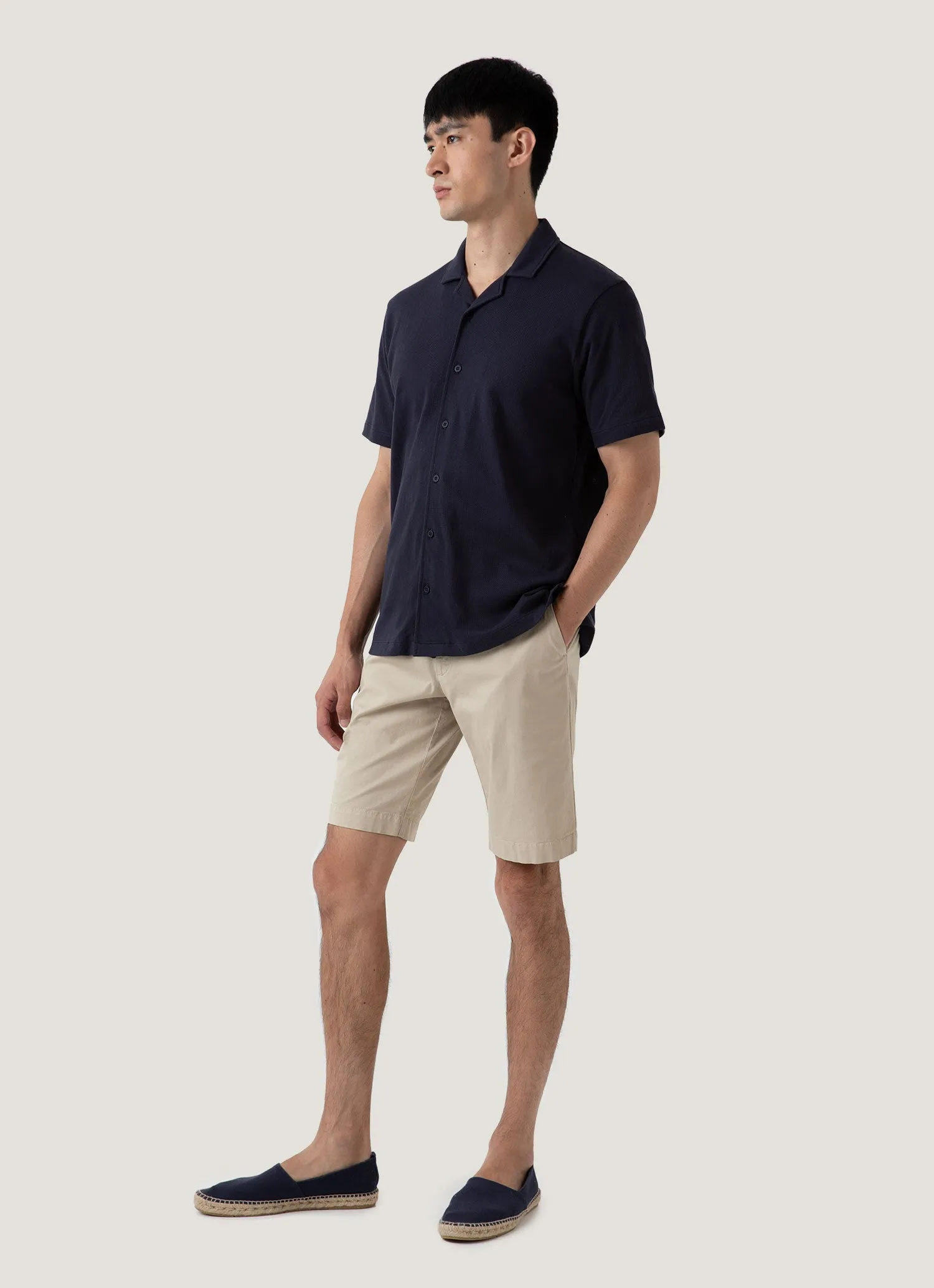 Quick Style Light Fit Wear Men's Stretch Cotton Twill Chino Shorts in Light Stone