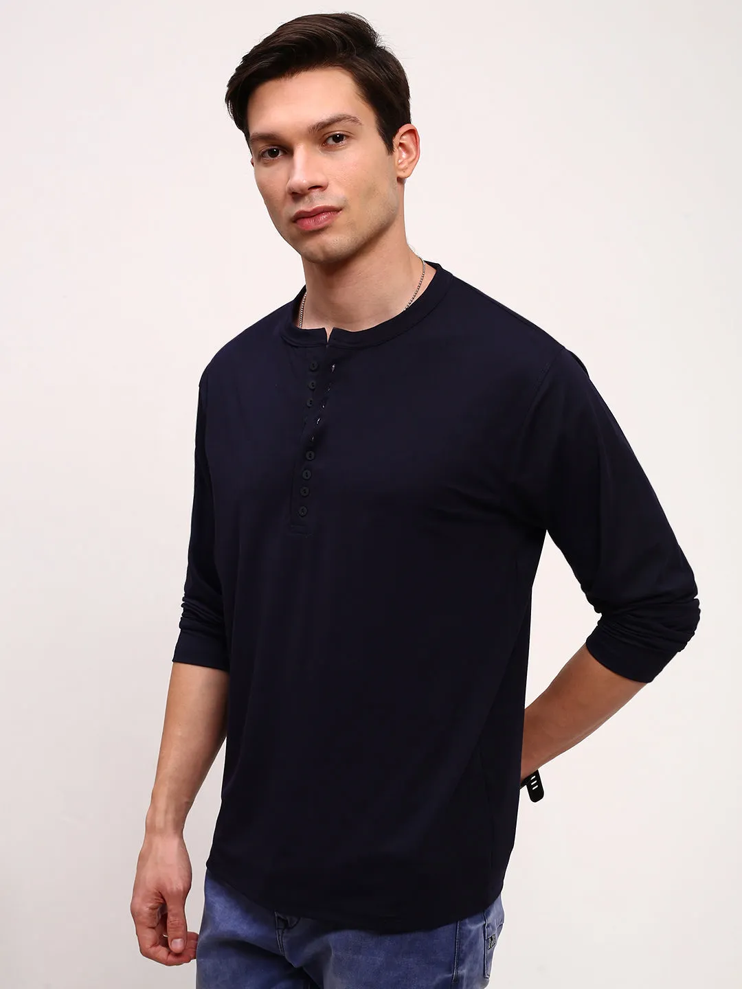 Men's Navy Blue Solid T-Shirt Muscular Fit