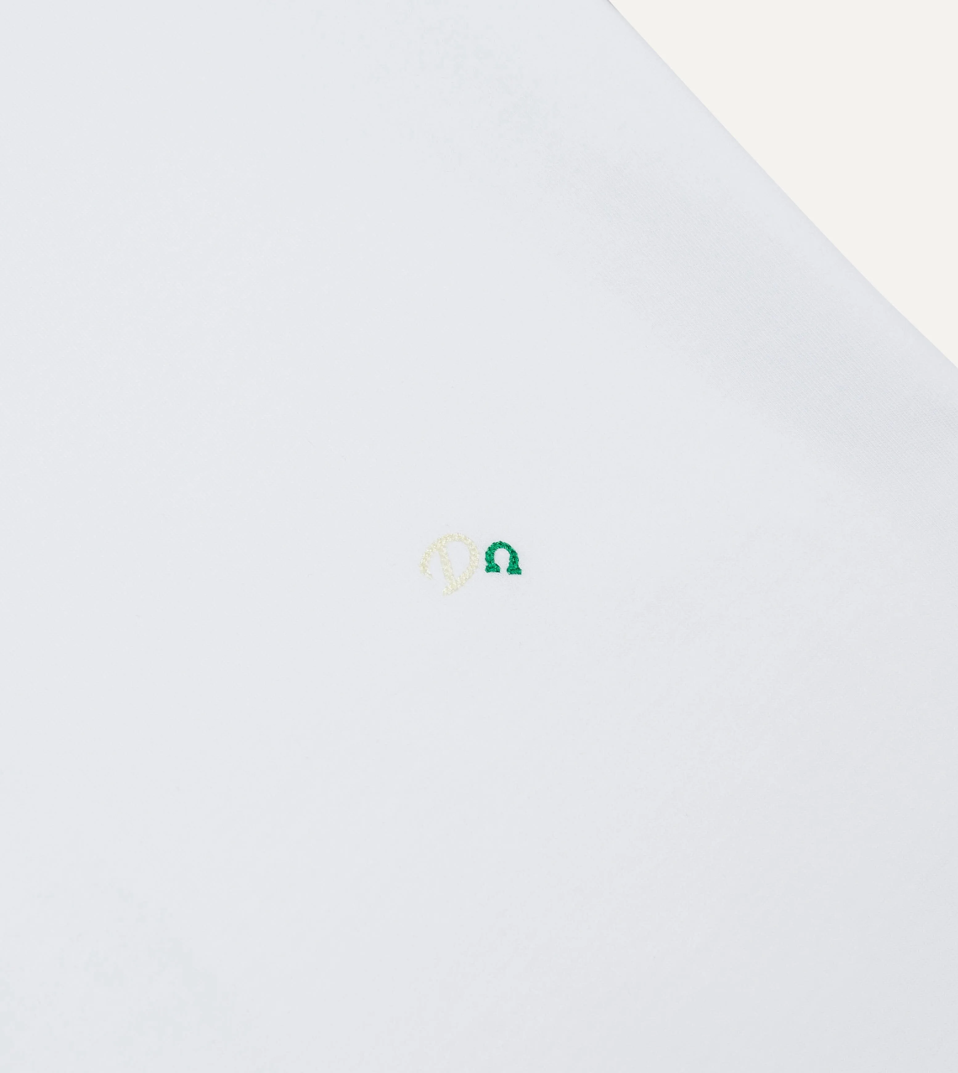 DoubleStitchedHem White Horseshoe Embroidered Crew Neck Hiking T-Shirt