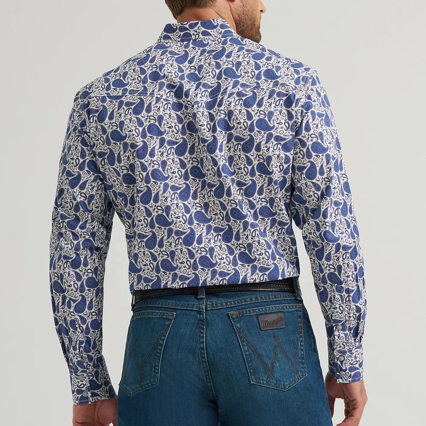 Relaxed Fit Wrangler Men's 20X L/S Competition Western Snap Shirt in Atlantic Paisley (Available in Tall Sizes!)