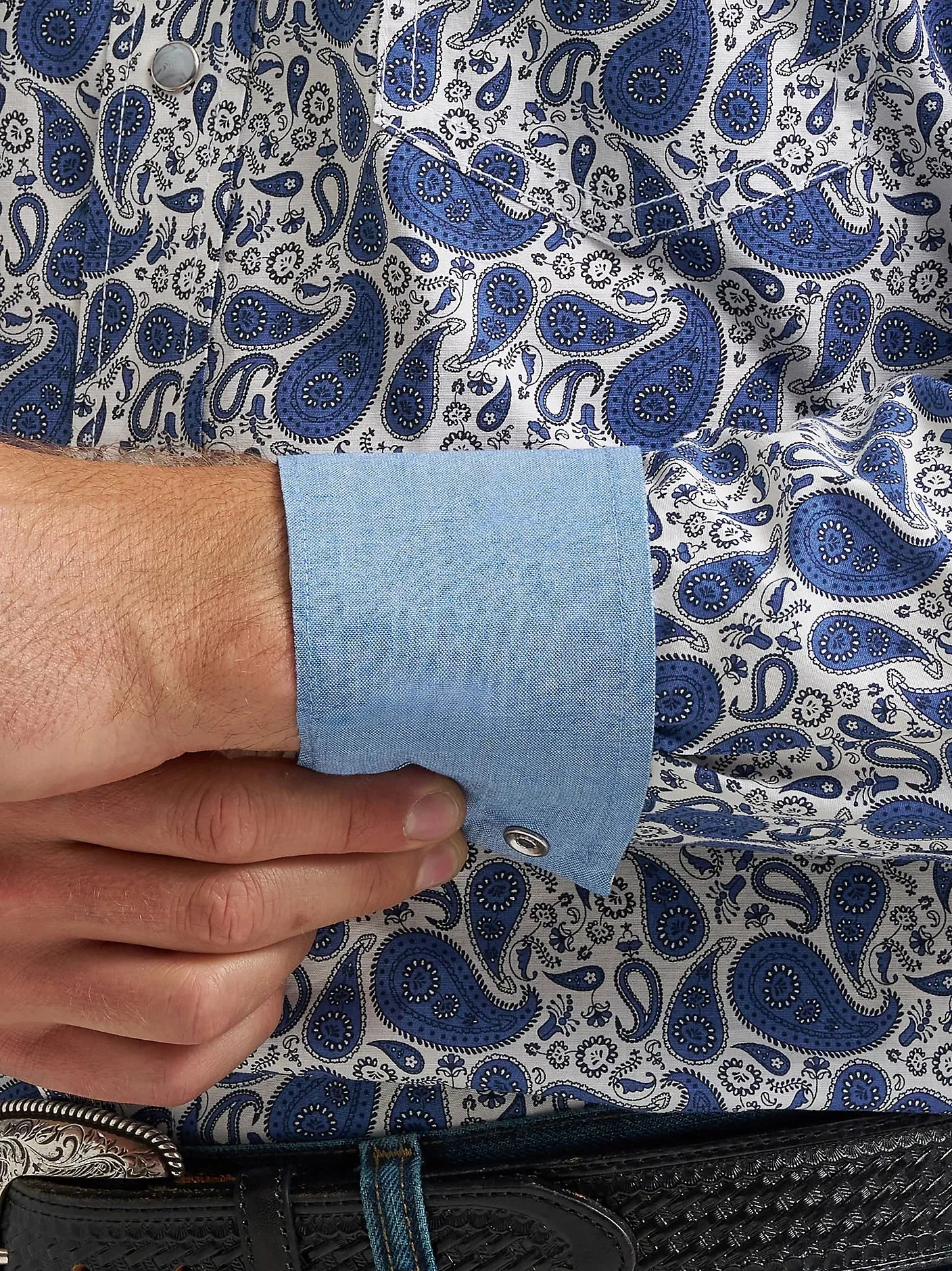 Wrangler Men's 20X L/S Competition Western Snap Shirt in Atlantic Paisley (Available in Tall Sizes!) Comfortable And Versatile