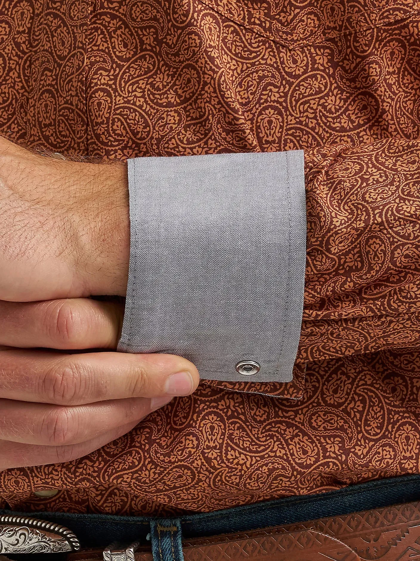 Wrangler Men's 20X L/S Competition Western Snap Shirt in Rustic Brown Paisley Bright and Bold