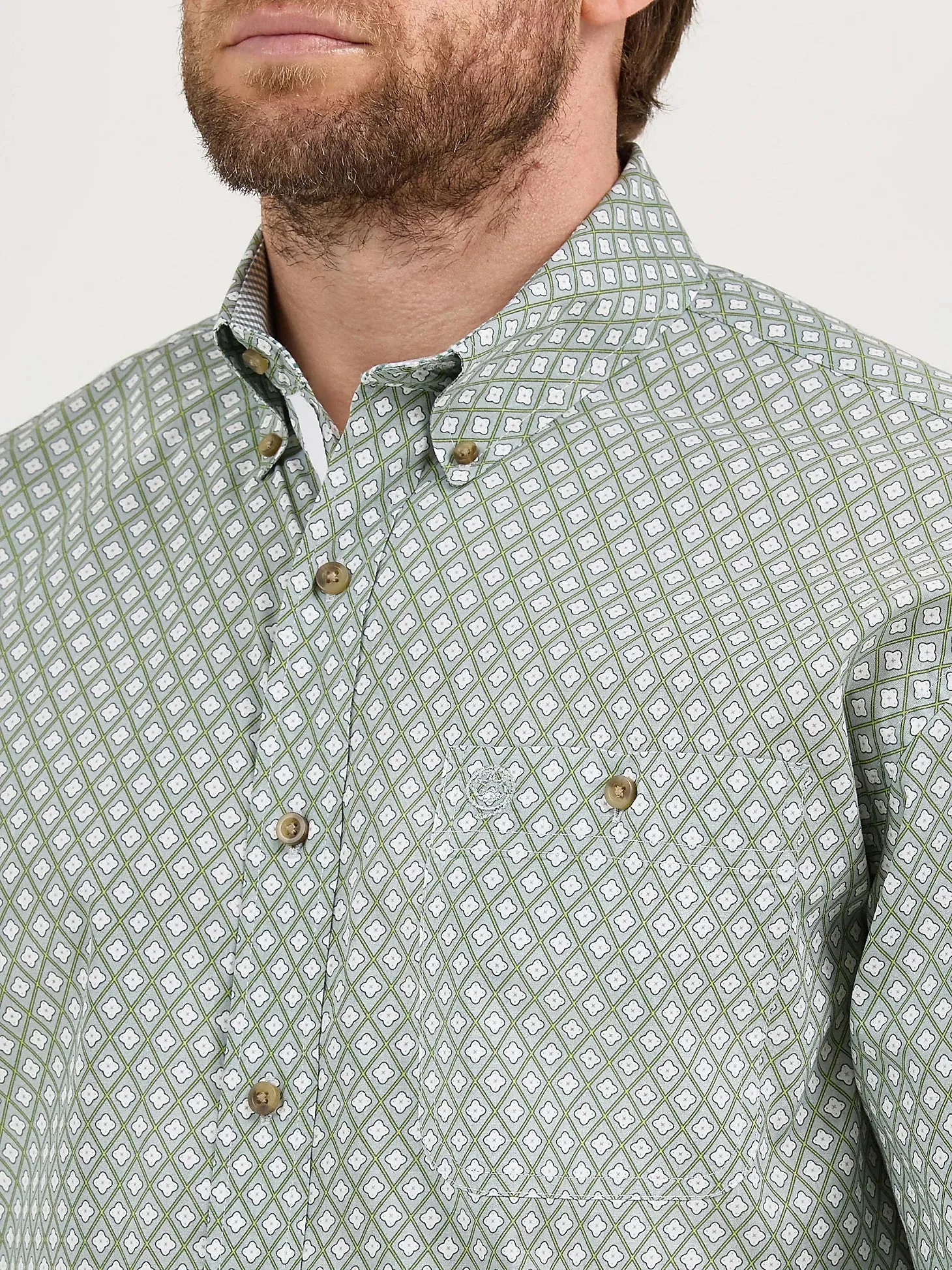 Wrangler Men's L/S George Strait Floral Geometric Button Down Shirt in Grassy Diamonds Thermal Regulating Layer QuickDryTechnology