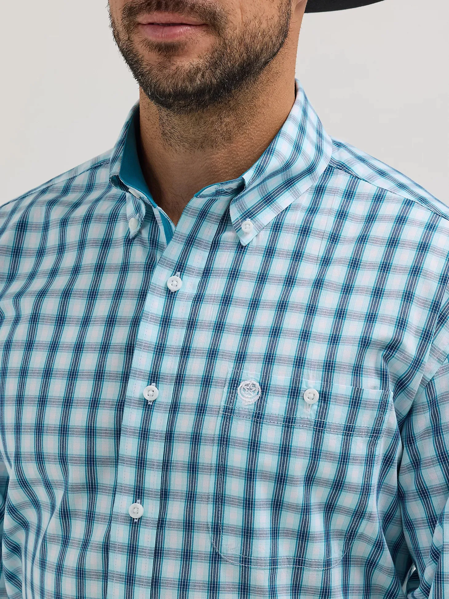 Comfy Apparel Wrangler Men's L/S George Strait Plaid Button Down Shirt in Variance Blue