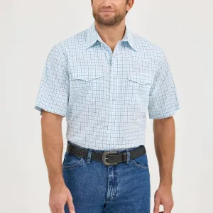 Wrangler Men's S/S Wrinkle Resist Checkered Plaid Western Snap Shirt in Blue & White Weekend Comfort