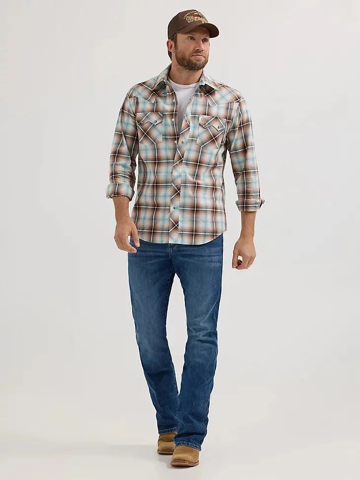 Wrangler Retro Men's L/S Sawtooth Pocket Plaid Western Snap Shirt in Tannin Plaid (Available in Tall Sizes) Easy-to-Style Top
