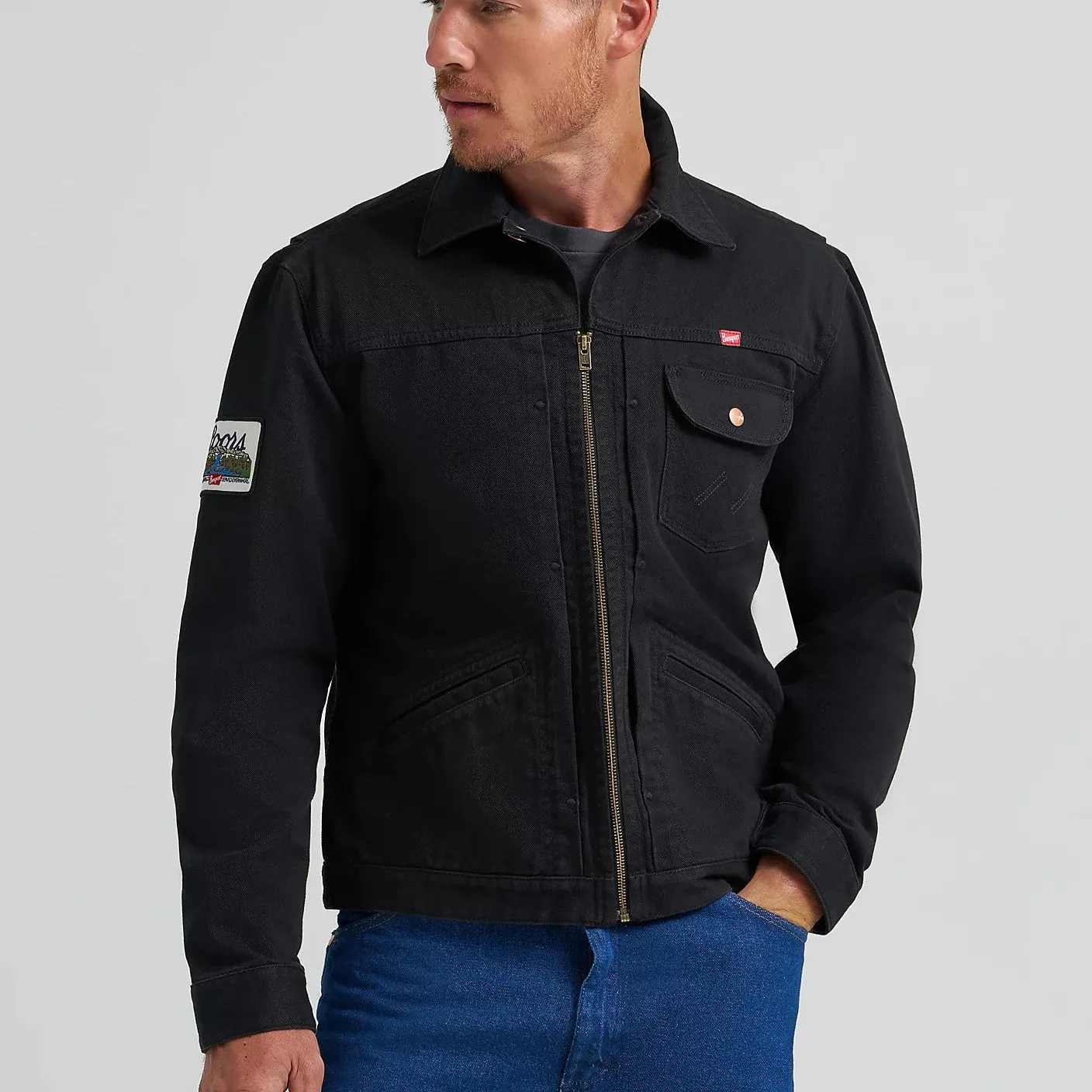 Sustainable Recycled Material Wrangler x Coors Men's Pinnacle Jacket in Washed Black