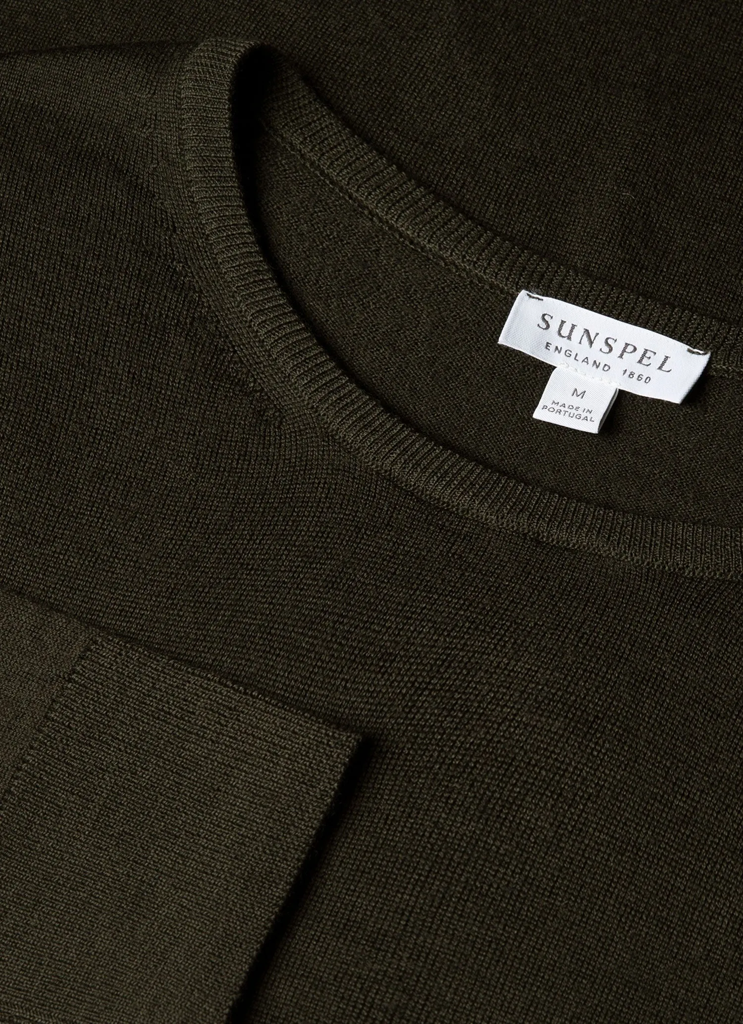 Men's Extra-Fine Merino Crew Neck in Dark Green NonIrritating Seams Interlock Ribbed Collar