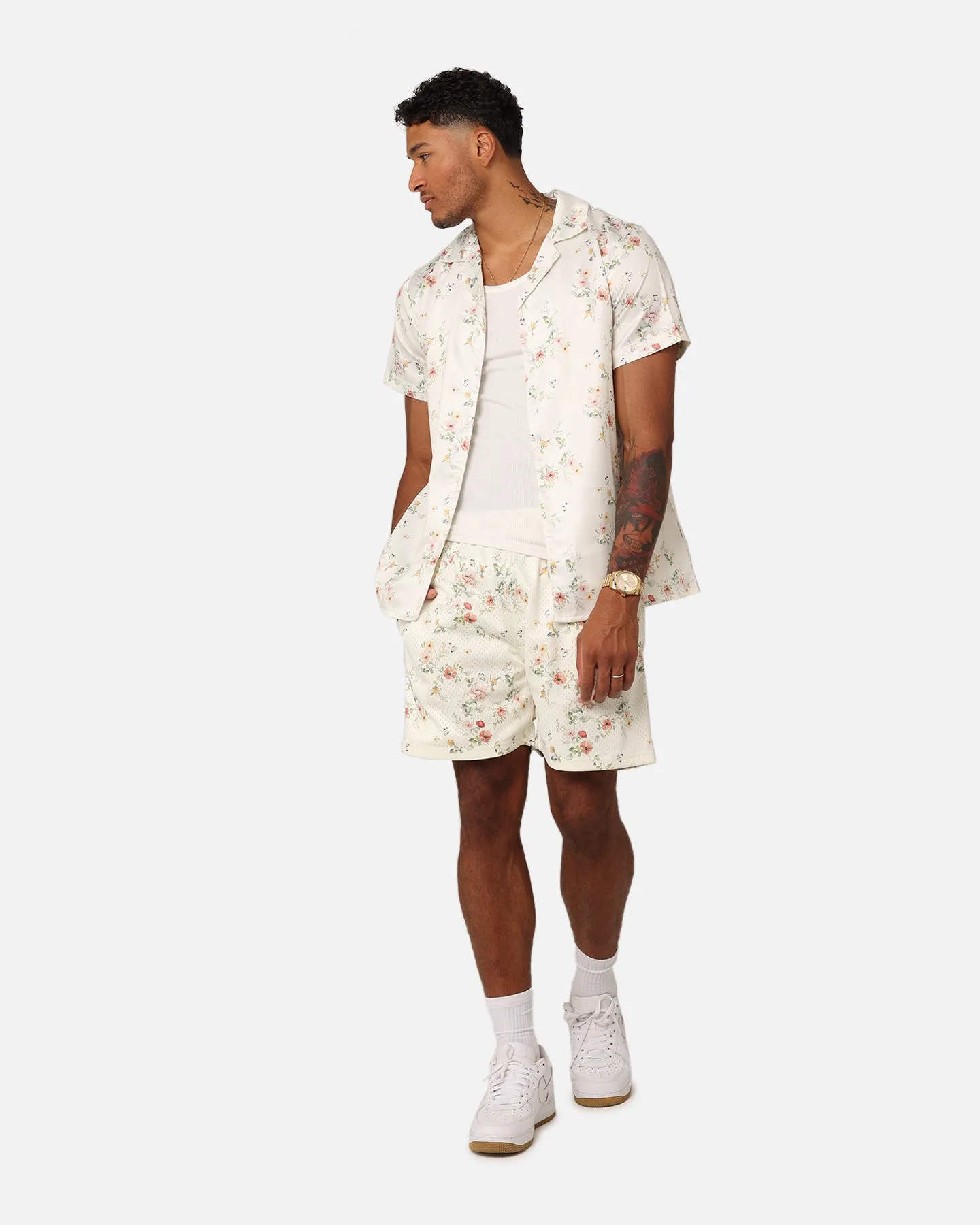 XXIII Anthony Mesh Shorts Cream/Red/White Comfy Style